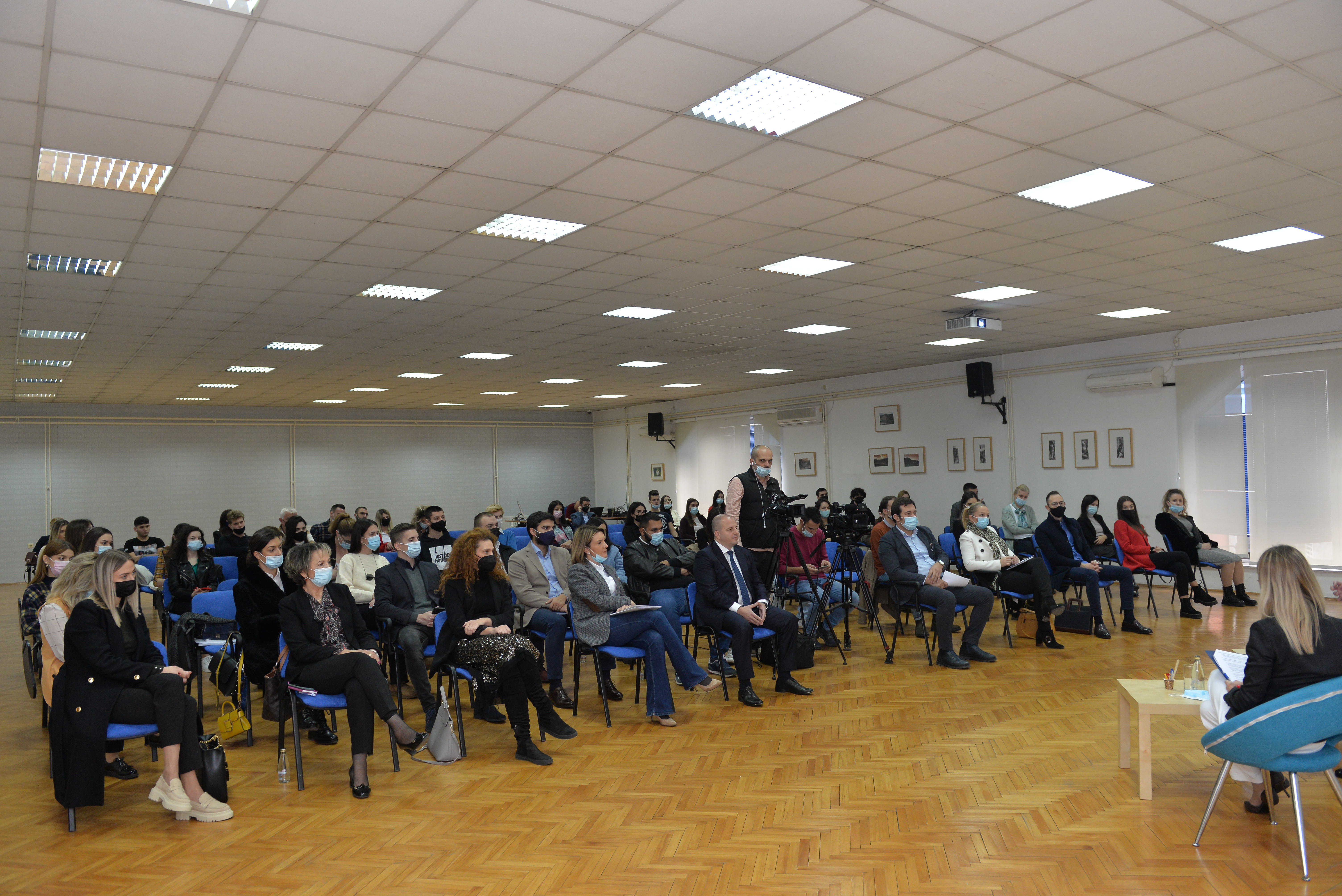 Vuković sa studentima: Podgorica nudi sadržaje koje su mladi ranije tražili u drugim evropskim gradovima