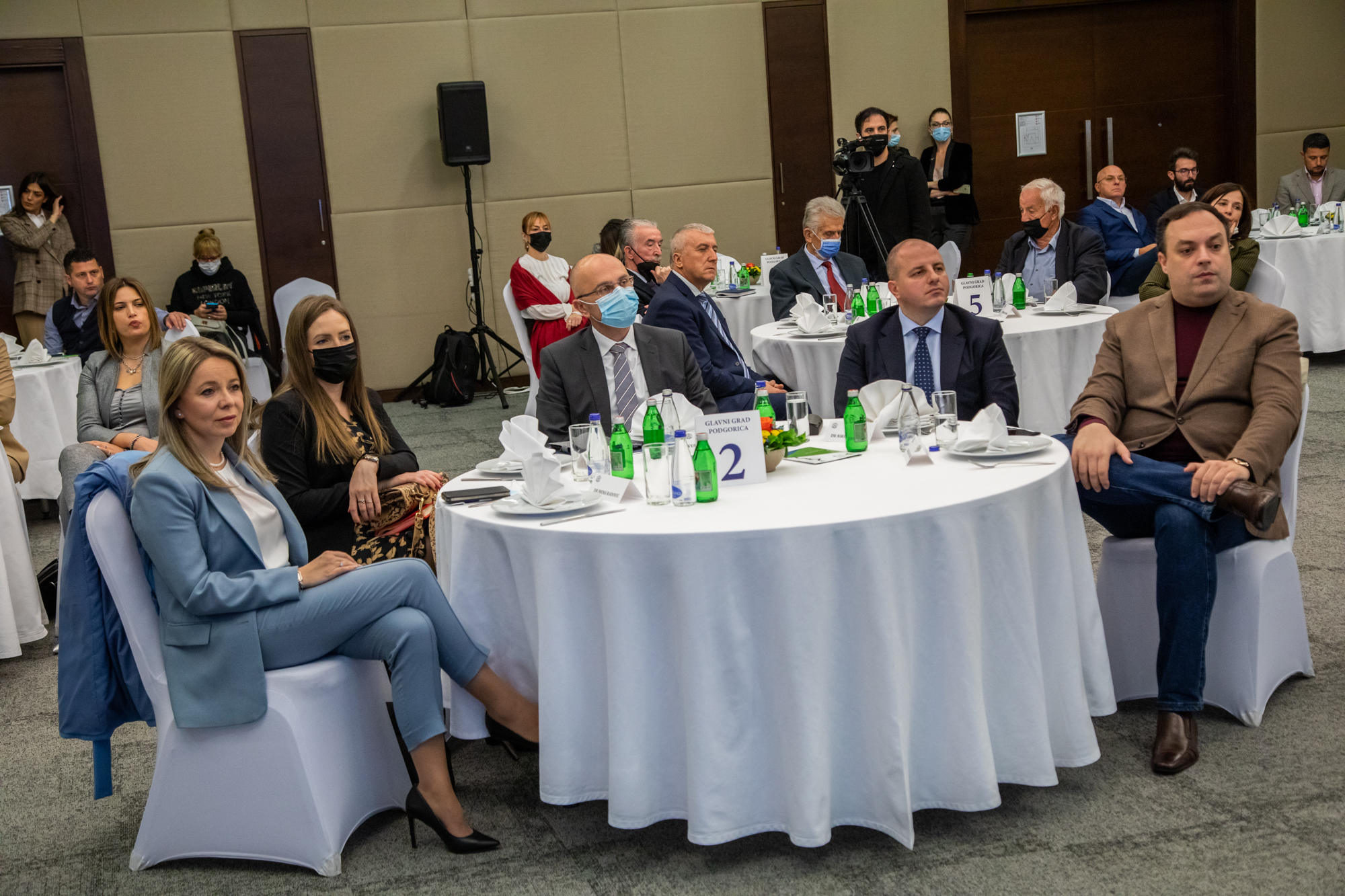 Održana VI sjednica Savjeta za unapređenje poslovnog ambijenta; Glavni grad kao finansijski stabilan sistem pouzdan partner biznis zajednici