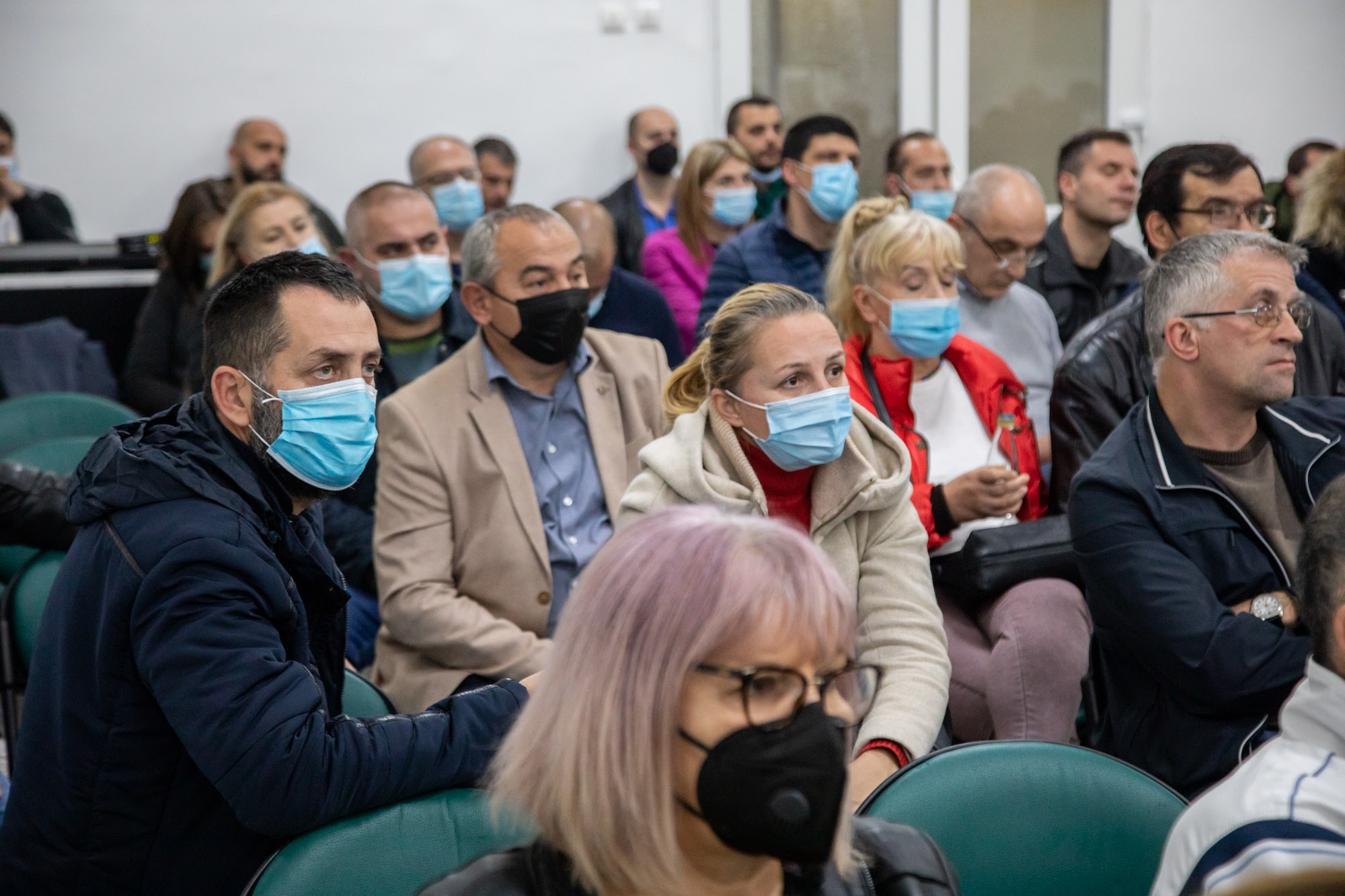 Vuković sa stanovnicima MZ Masline, Jedinstvo, Proleter; Preko 2.560.000 eura uloženo u razvoj ovog dijela grada