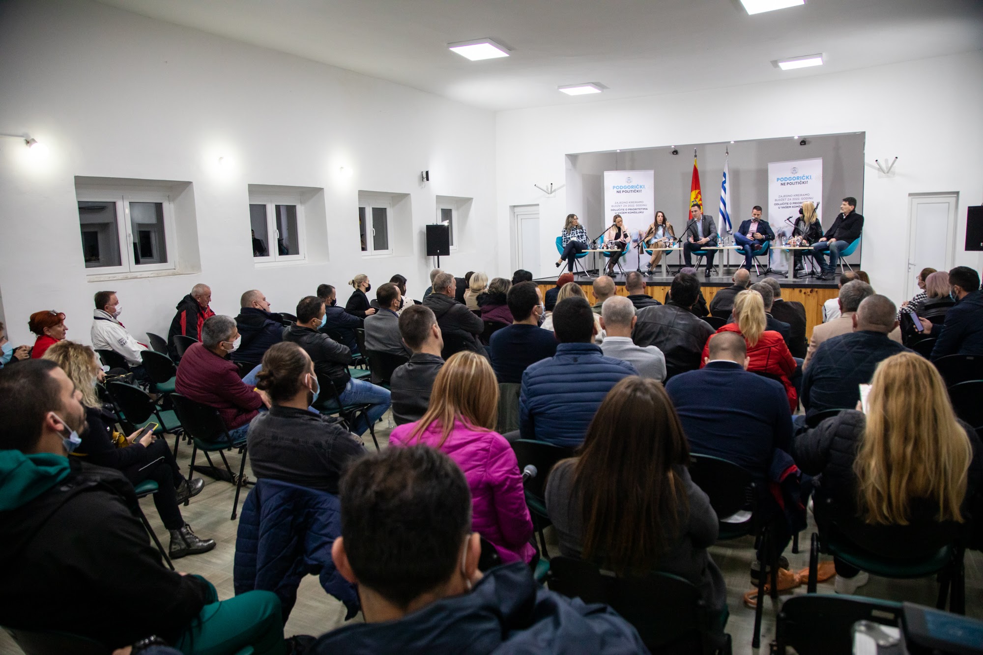 Vuković sa stanovnicima MZ Masline, Jedinstvo, Proleter; Preko 2.560.000 eura uloženo u razvoj ovog dijela grada