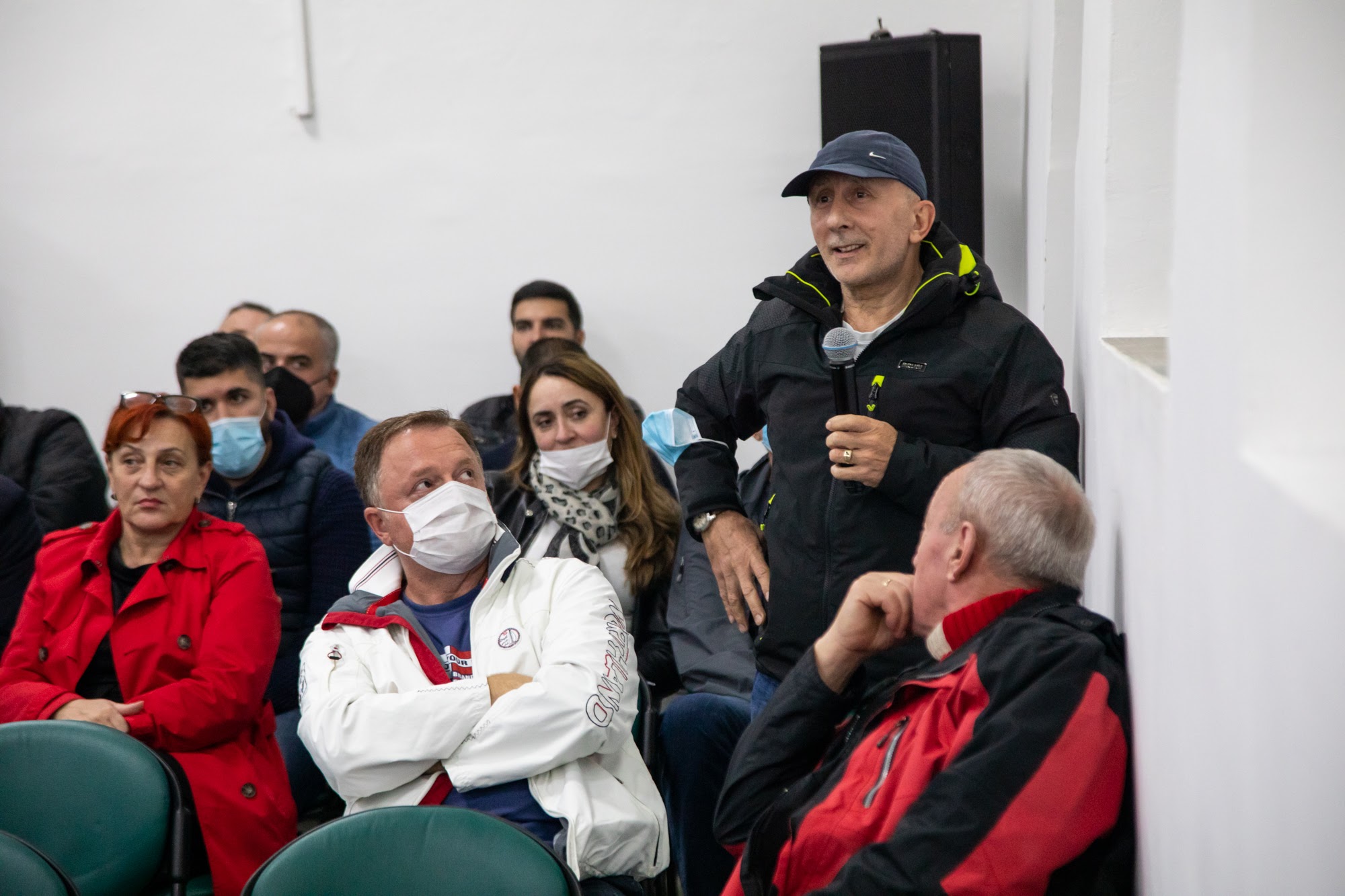 Vuković sa stanovnicima MZ Masline, Jedinstvo, Proleter; Preko 2.560.000 eura uloženo u razvoj ovog dijela grada