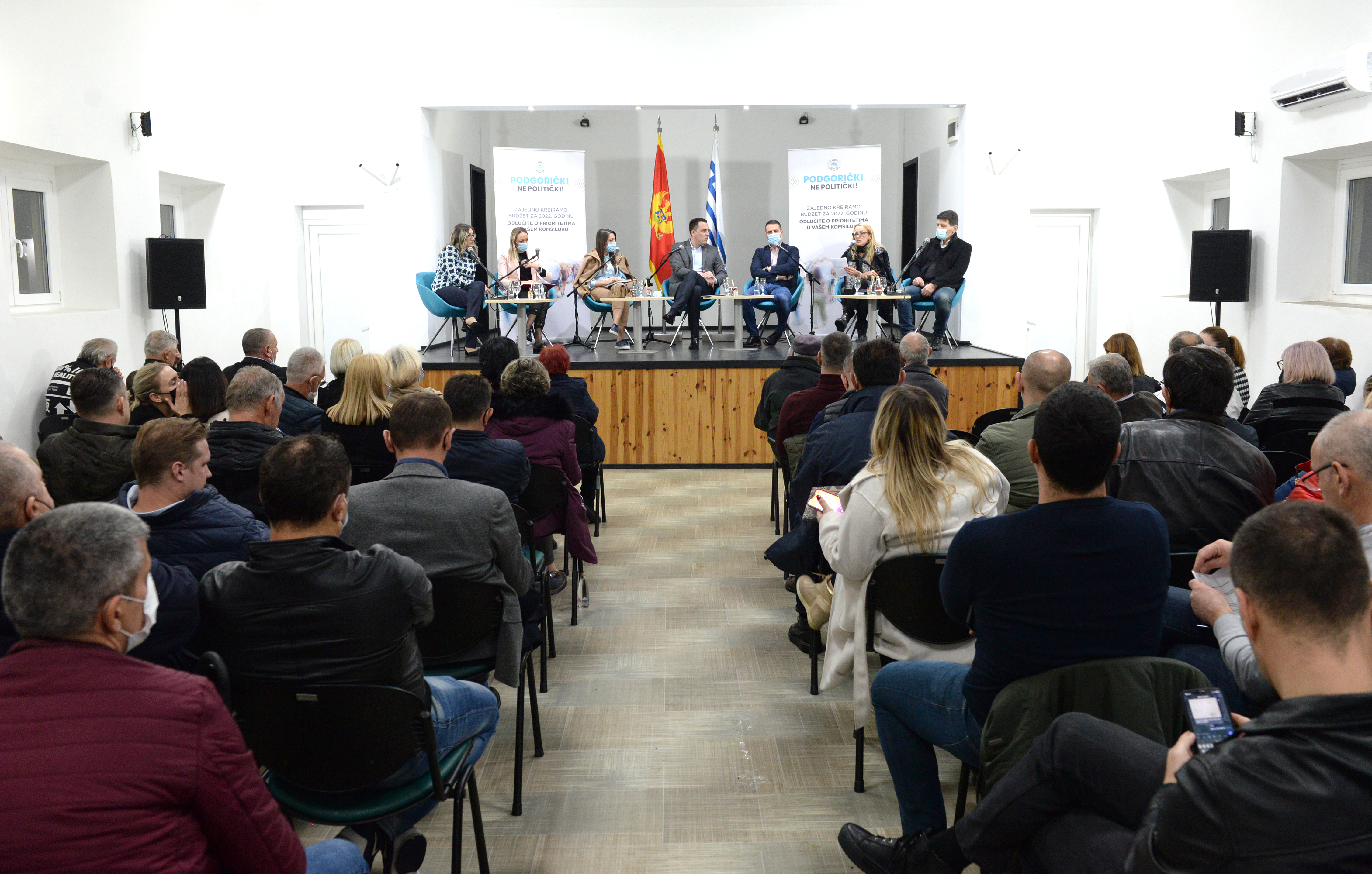 Vuković sa stanovnicima MZ Masline, Jedinstvo, Proleter; Preko 2.560.000 eura uloženo u razvoj ovog dijela grada