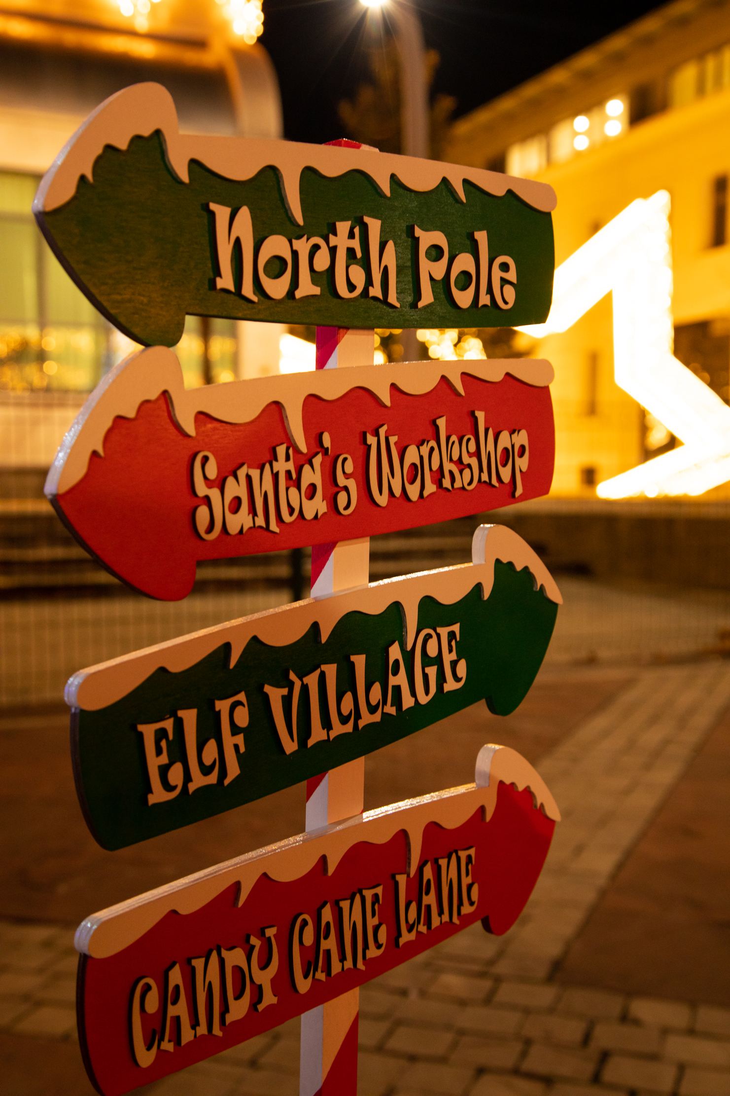 Djeda Mraz stigao na Podgorički praznični pazar