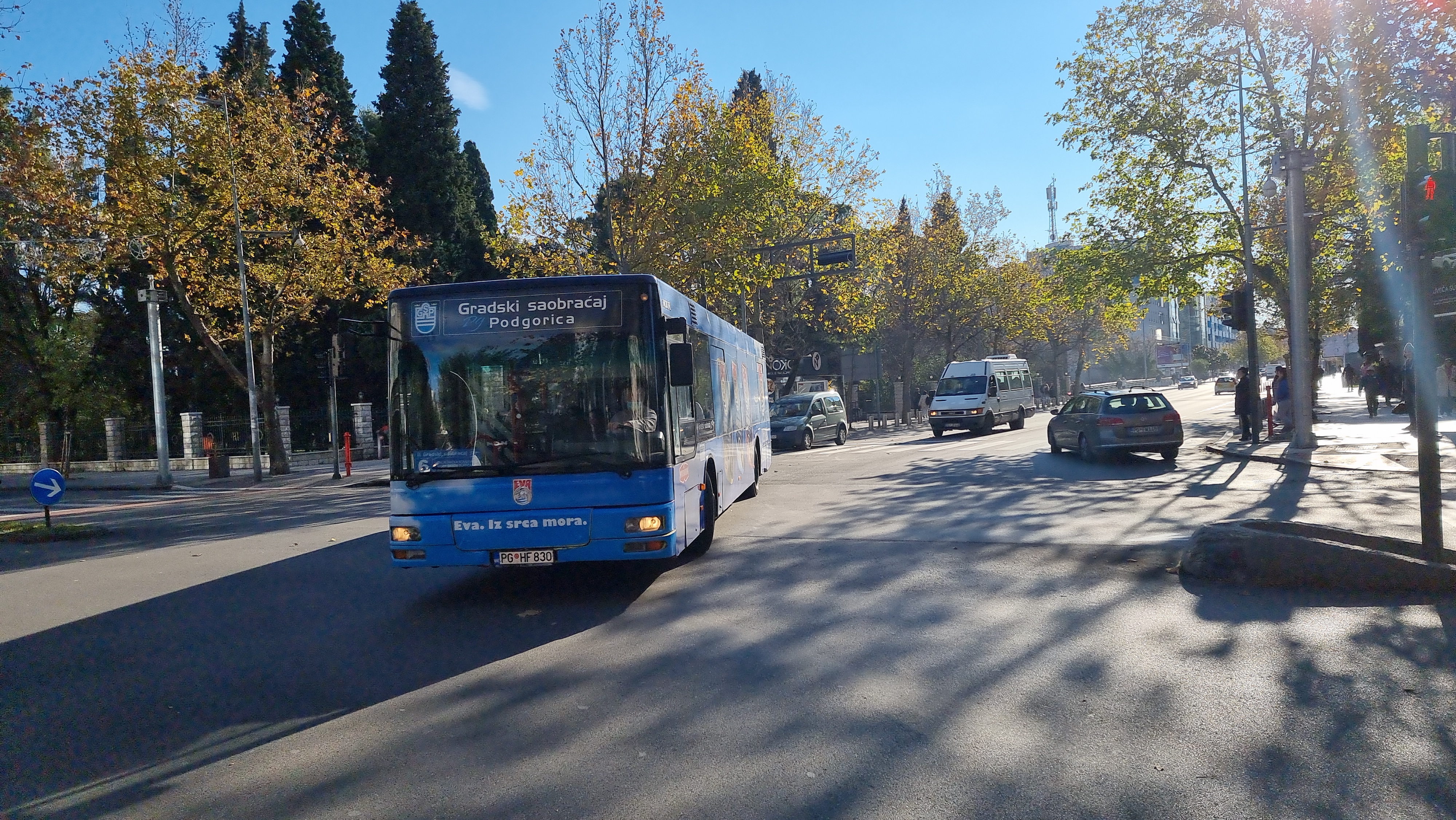 Objavljen javni poziv za nabavku novih autobusa; Glavni grad će riješiti veliki problem građana Podgorice