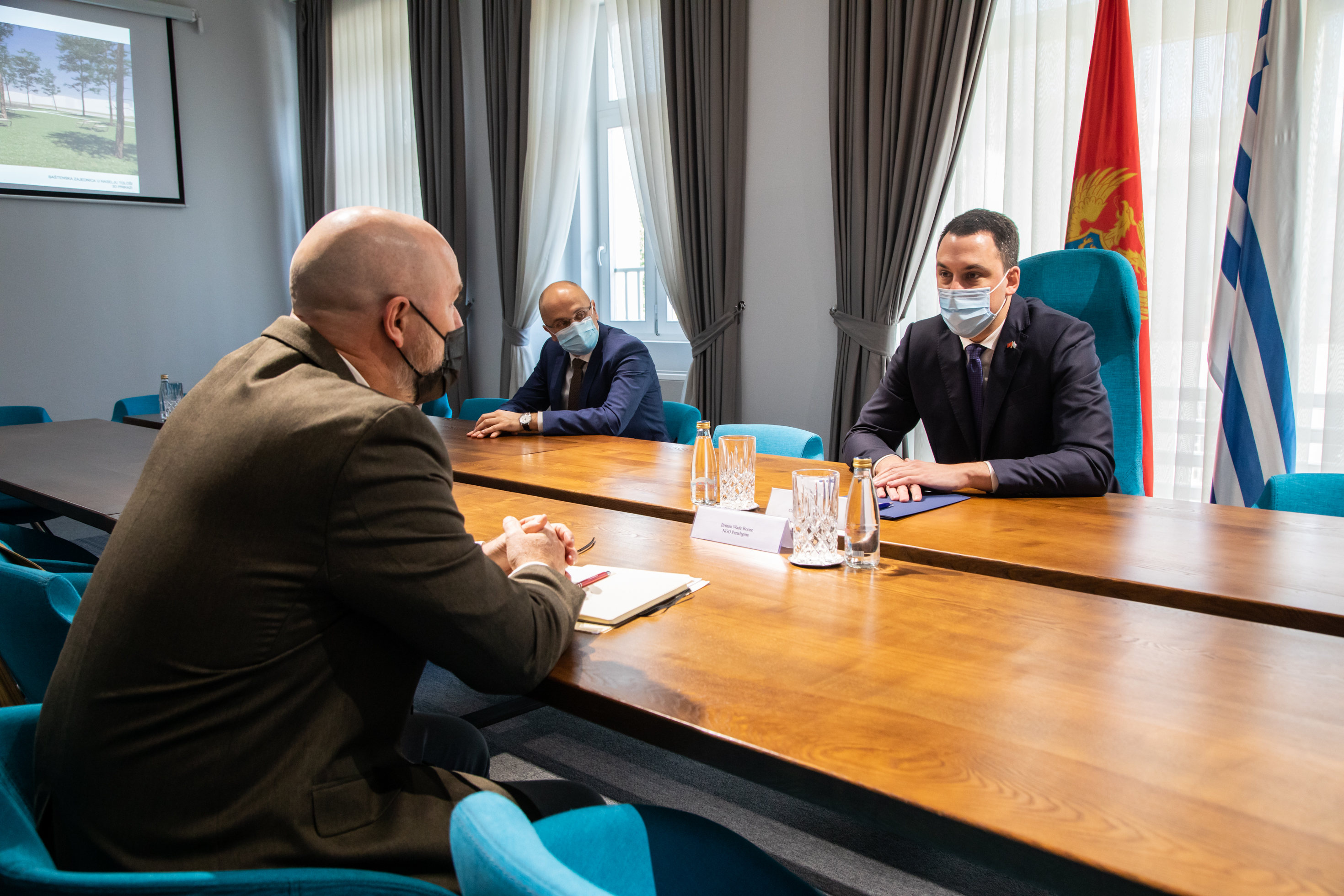 Glavni grad potpisao sporazum o saradnji sa NVO Paradigma: Urbana bašta uskoro u Podgorici