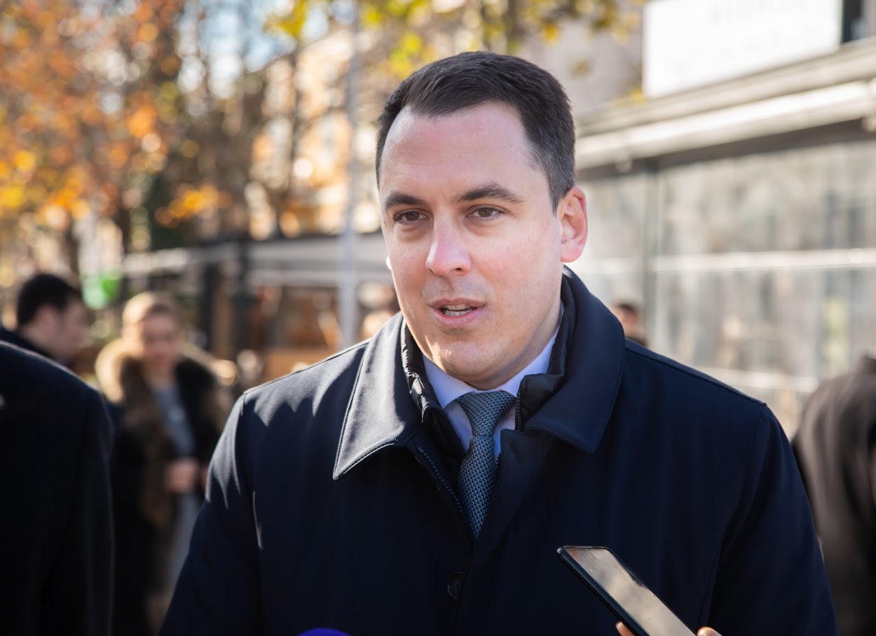 Počela rekonstrukcija Njegoševe ulice; Vuković: Ispunjavamo obećanje i centru grada vraćamo stari sjaj