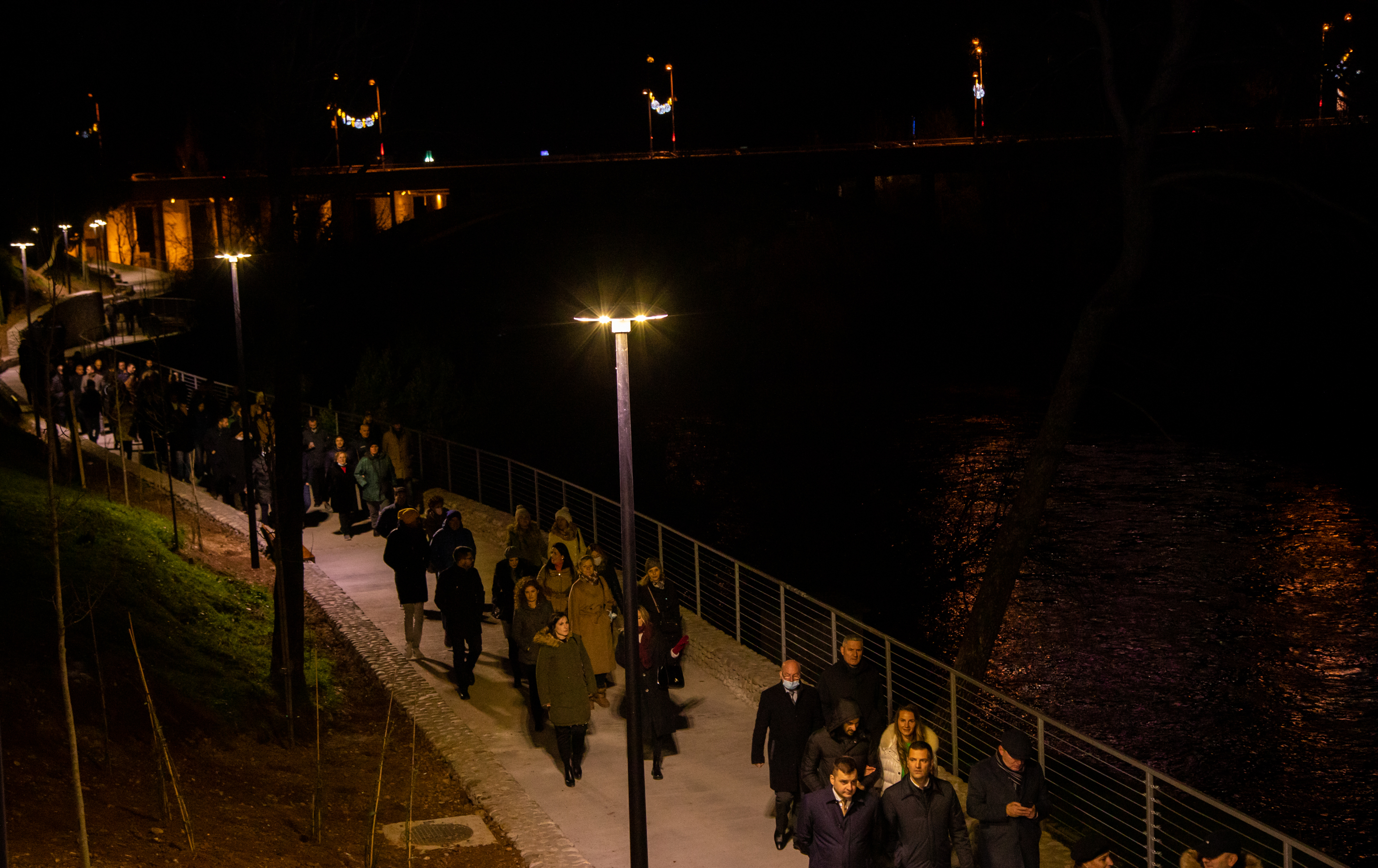 Izgrađeno šetalište uz Moraču i uređen Njegošev park; Ispunjen san mnogih generacija Podgoričanki i Podgoričana