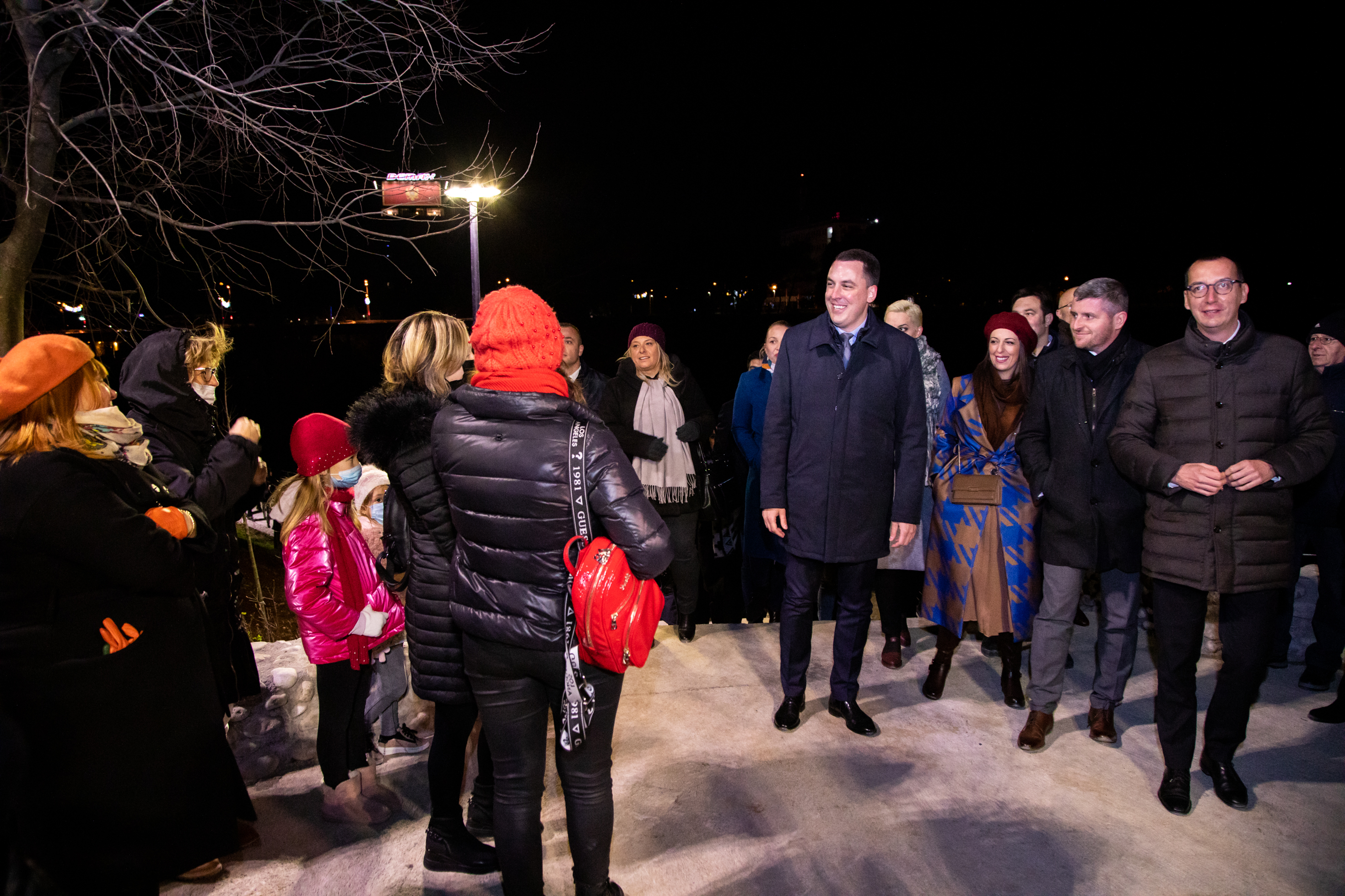 Izgrađeno šetalište uz Moraču i uređen Njegošev park; Ispunjen san mnogih generacija Podgoričanki i Podgoričana