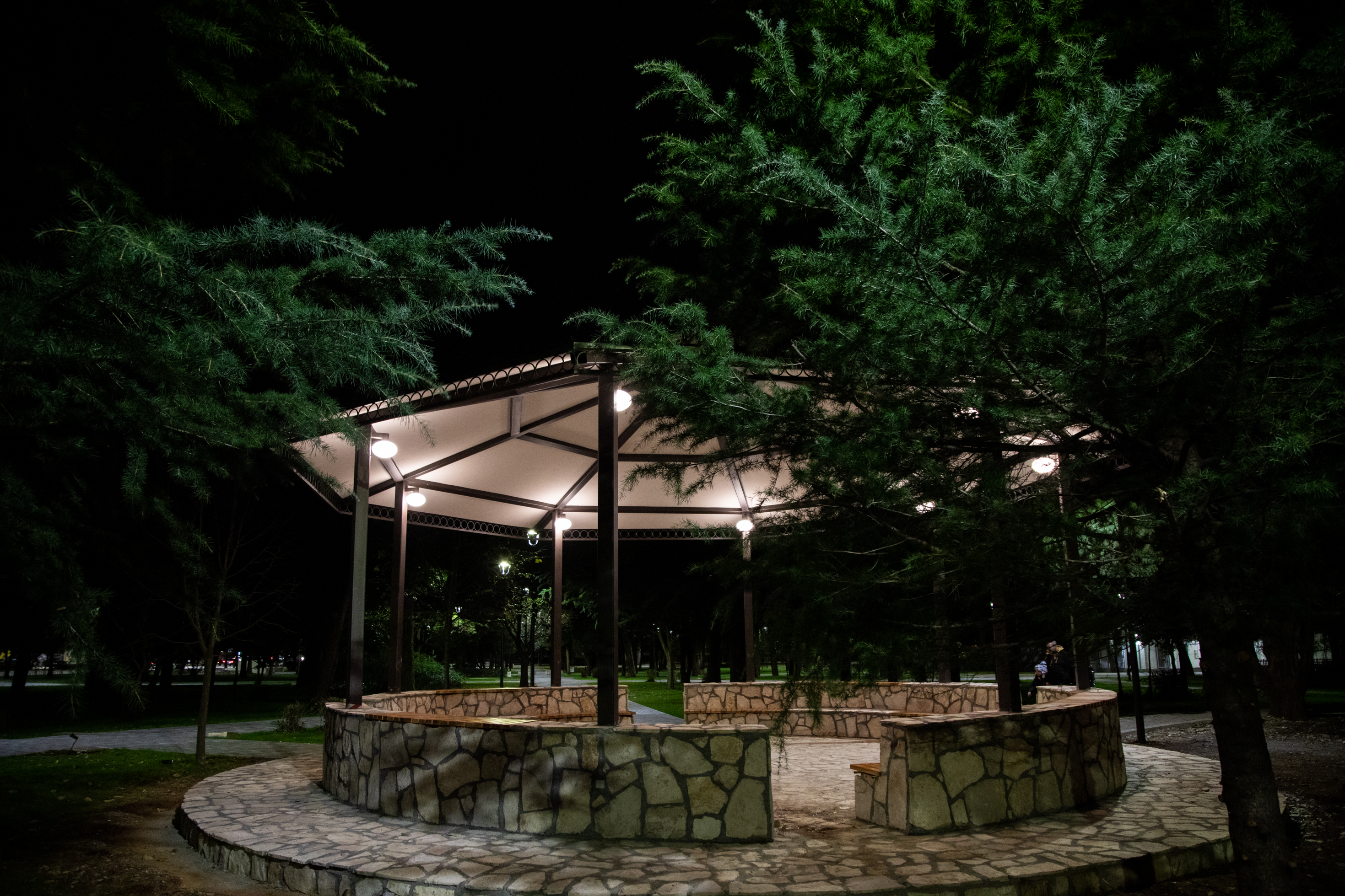 Izgrađeno šetalište uz Moraču i uređen Njegošev park; Ispunjen san mnogih generacija Podgoričanki i Podgoričana