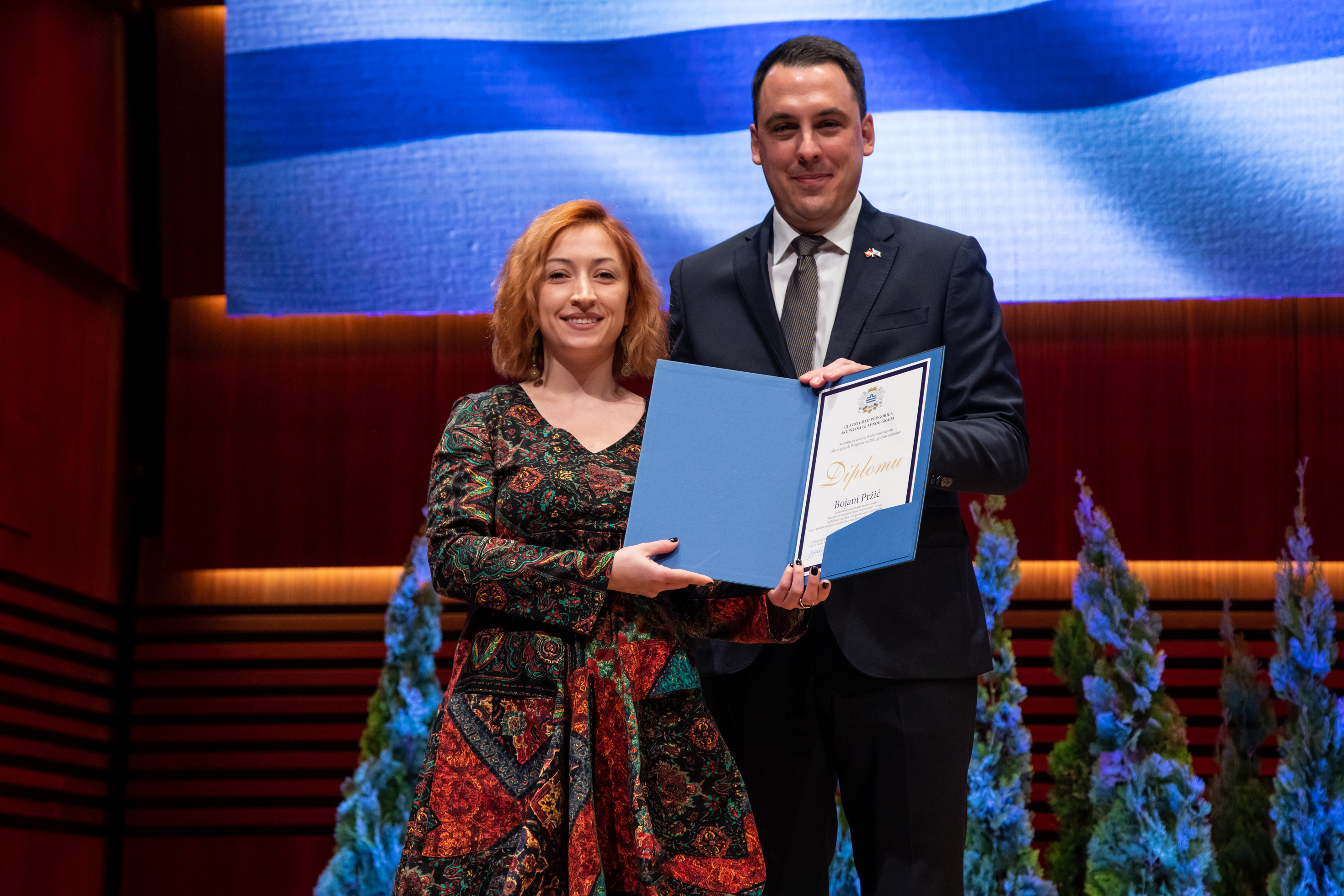 Dodijeljene nagrade najboljim studentima za 2021. godinu; Vuković: Vi ste budućnost Podgorice i Crne Gore