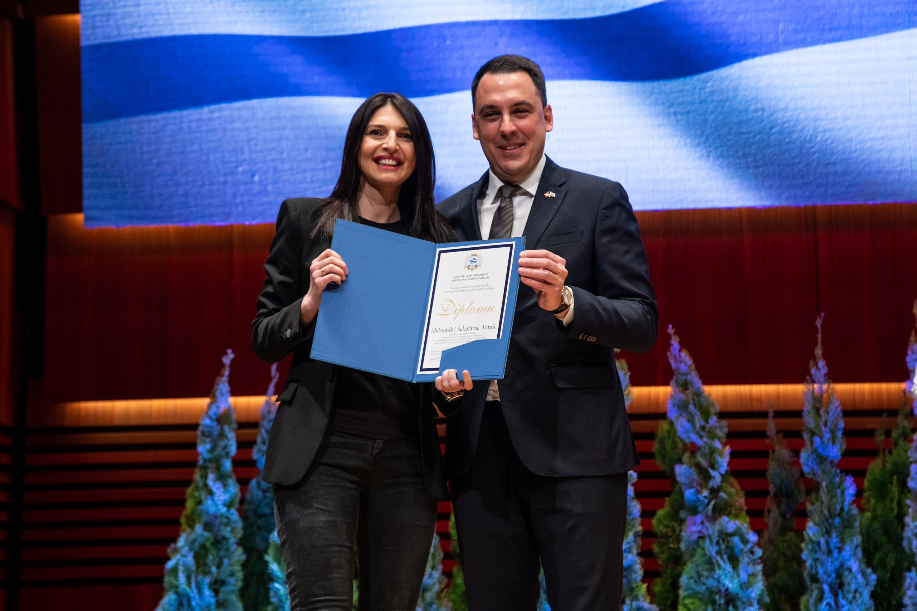 Dodijeljene nagrade najboljim studentima za 2021. godinu; Vuković: Vi ste budućnost Podgorice i Crne Gore