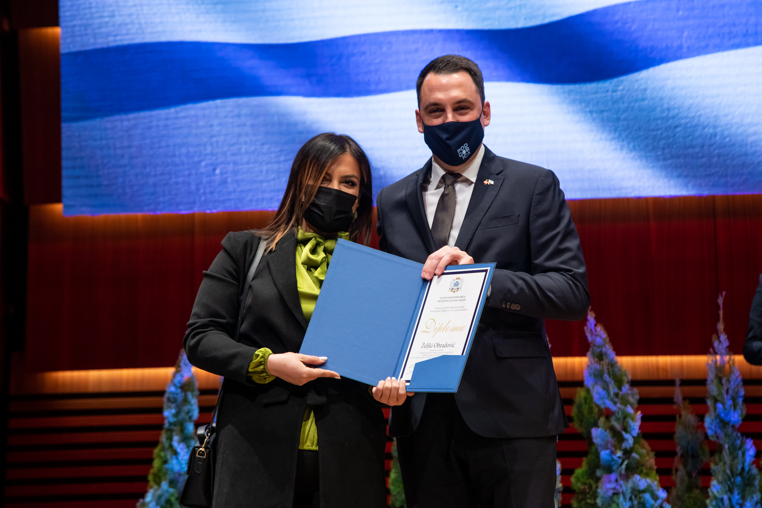 Dodijeljene nagrade najboljim studentima za 2021. godinu; Vuković: Vi ste budućnost Podgorice i Crne Gore