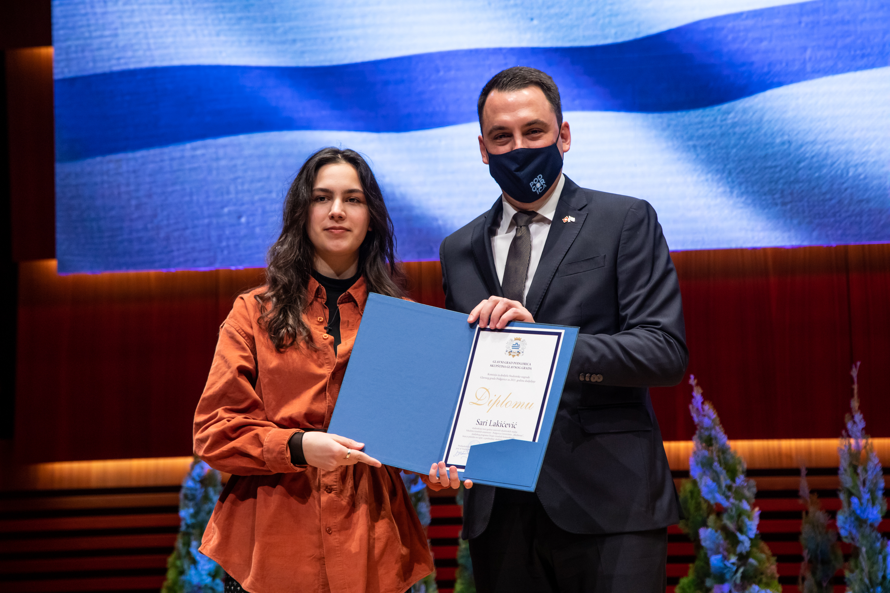 Dodijeljene nagrade najboljim studentima za 2021. godinu; Vuković: Vi ste budućnost Podgorice i Crne Gore