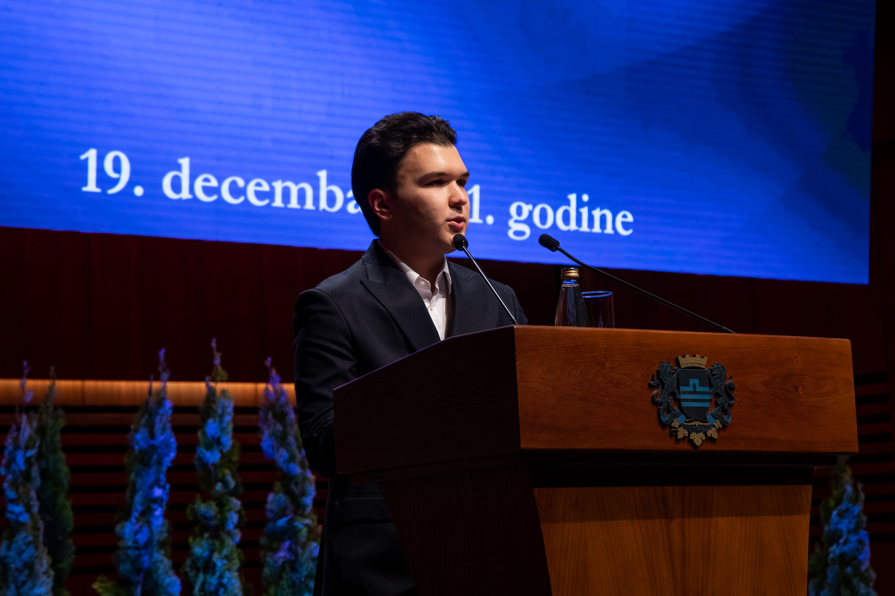 Dodijeljene nagrade najboljim studentima za 2021. godinu; Vuković: Vi ste budućnost Podgorice i Crne Gore