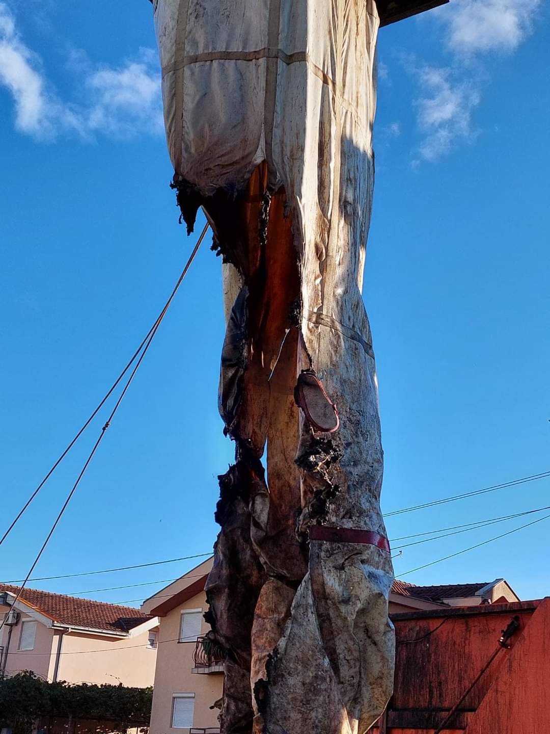 Apel građanima da čuvaju zajedničku imovinu; Uništeni kontejneri na više lokacija u Podgorici