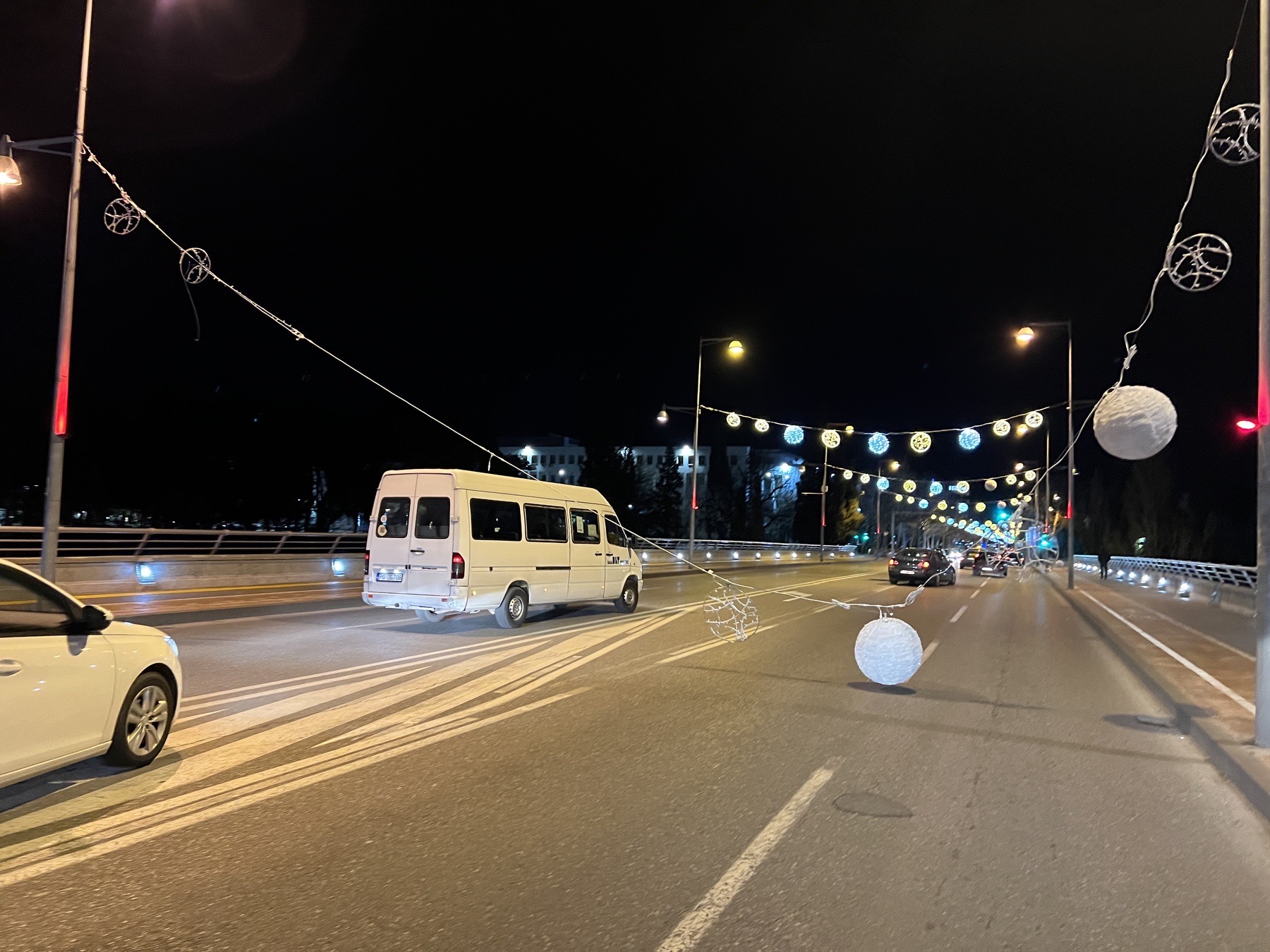Nadležne gradske službe prate stanje na terenu i aktivno rade na saniranju posljedica nevremena