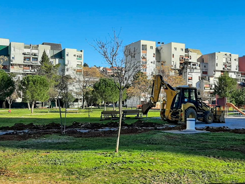 Počeli radovi na izgradnji nove parkovske površine u Bloku V