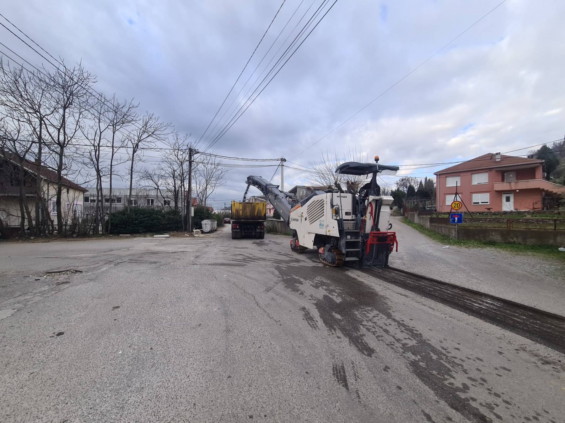 Putevi izvode radove na temeljnoj sanaciji i proširenju Manastirske ulice