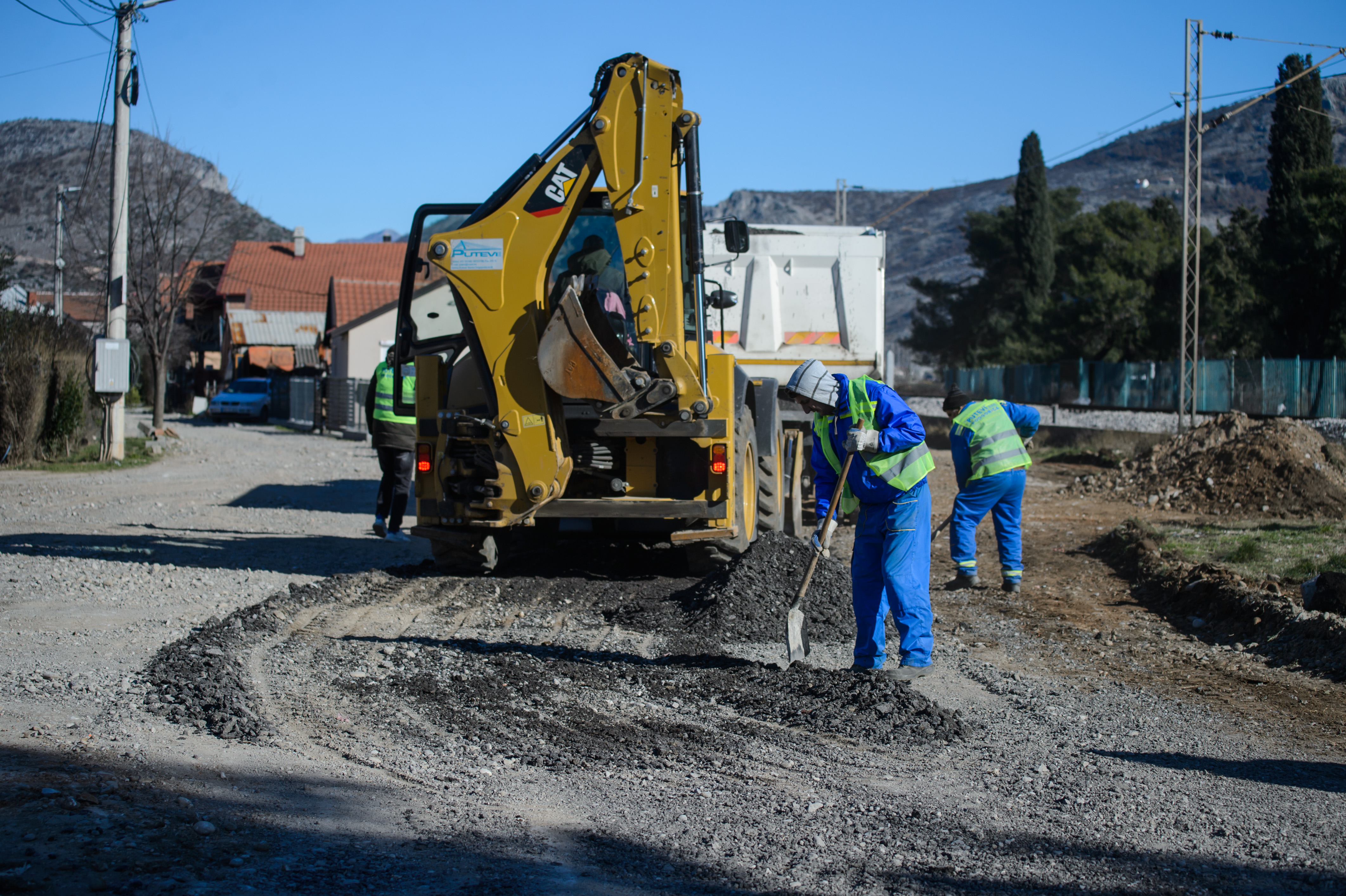 Vuković obišao ekipe na terenu: Gradska preduzeća vrijedno rade u svim djelovima grada
