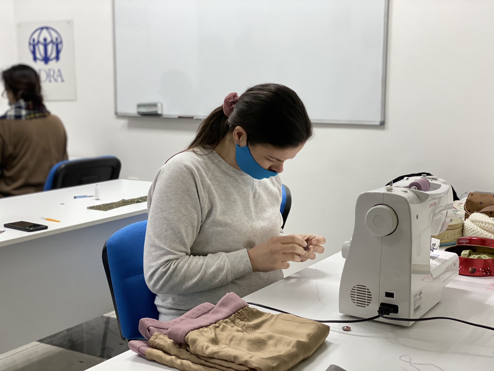 Uspješno završen drugi ciklus obuke za rad na šivaćim mašinama za pripadnice socijalno ranjivih kategorija društva