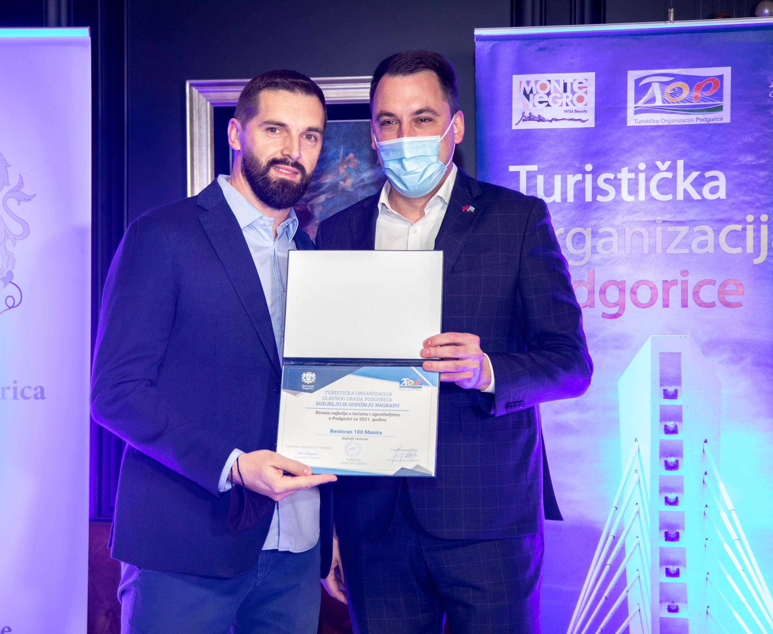 Uručena priznanja najboljim kolektivima i pojedincima u turizmu i ugostiteljstvu Podgorice za 2021. godinu