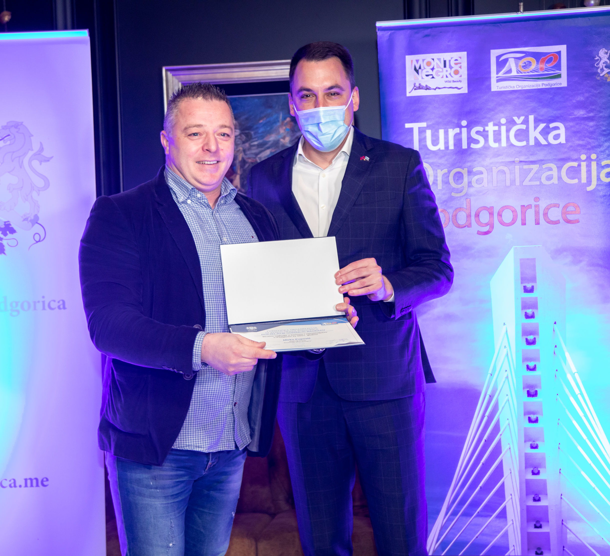 Uručena priznanja najboljim kolektivima i pojedincima u turizmu i ugostiteljstvu Podgorice za 2021. godinu