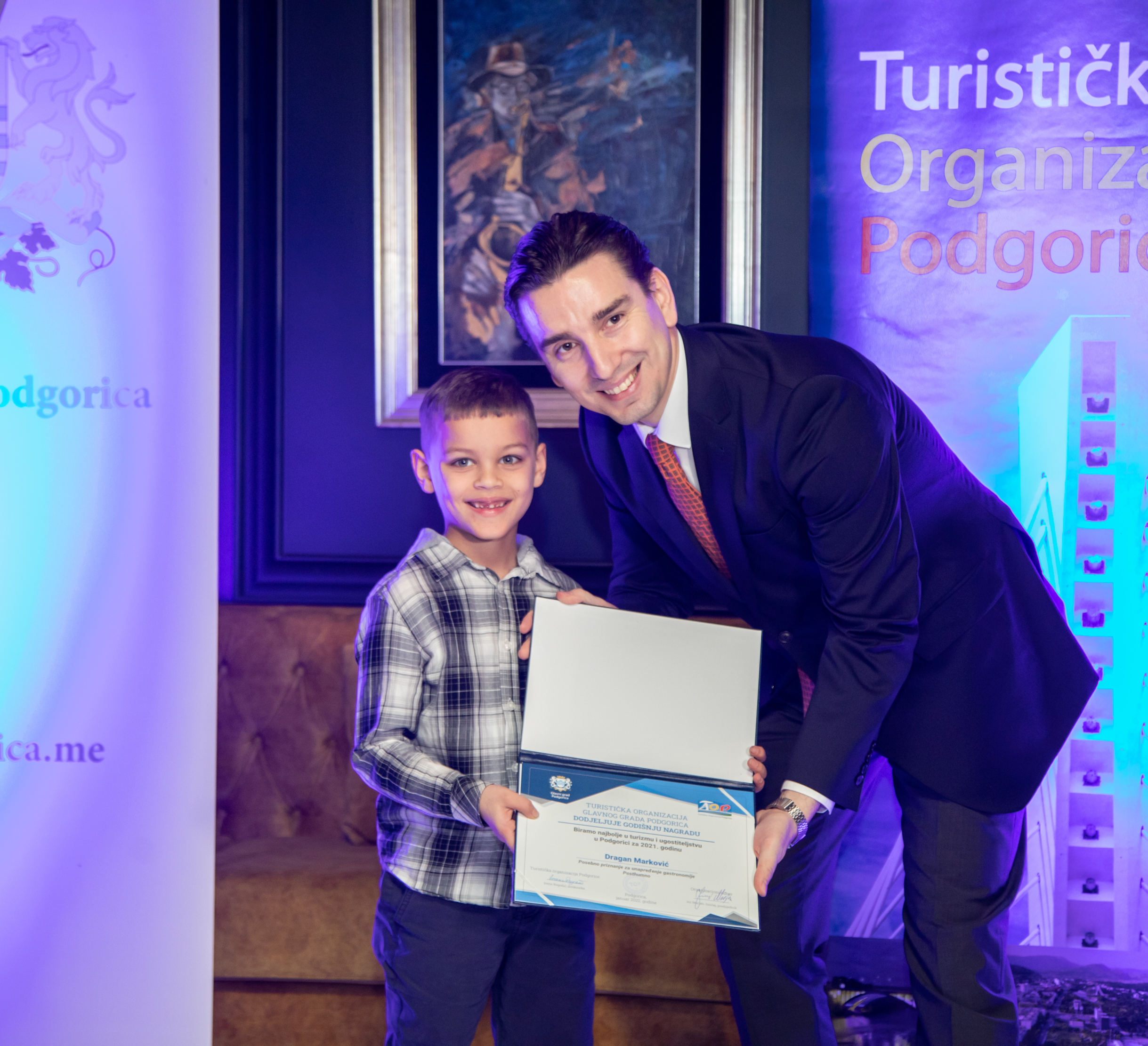 Uručena priznanja najboljim kolektivima i pojedincima u turizmu i ugostiteljstvu Podgorice za 2021. godinu