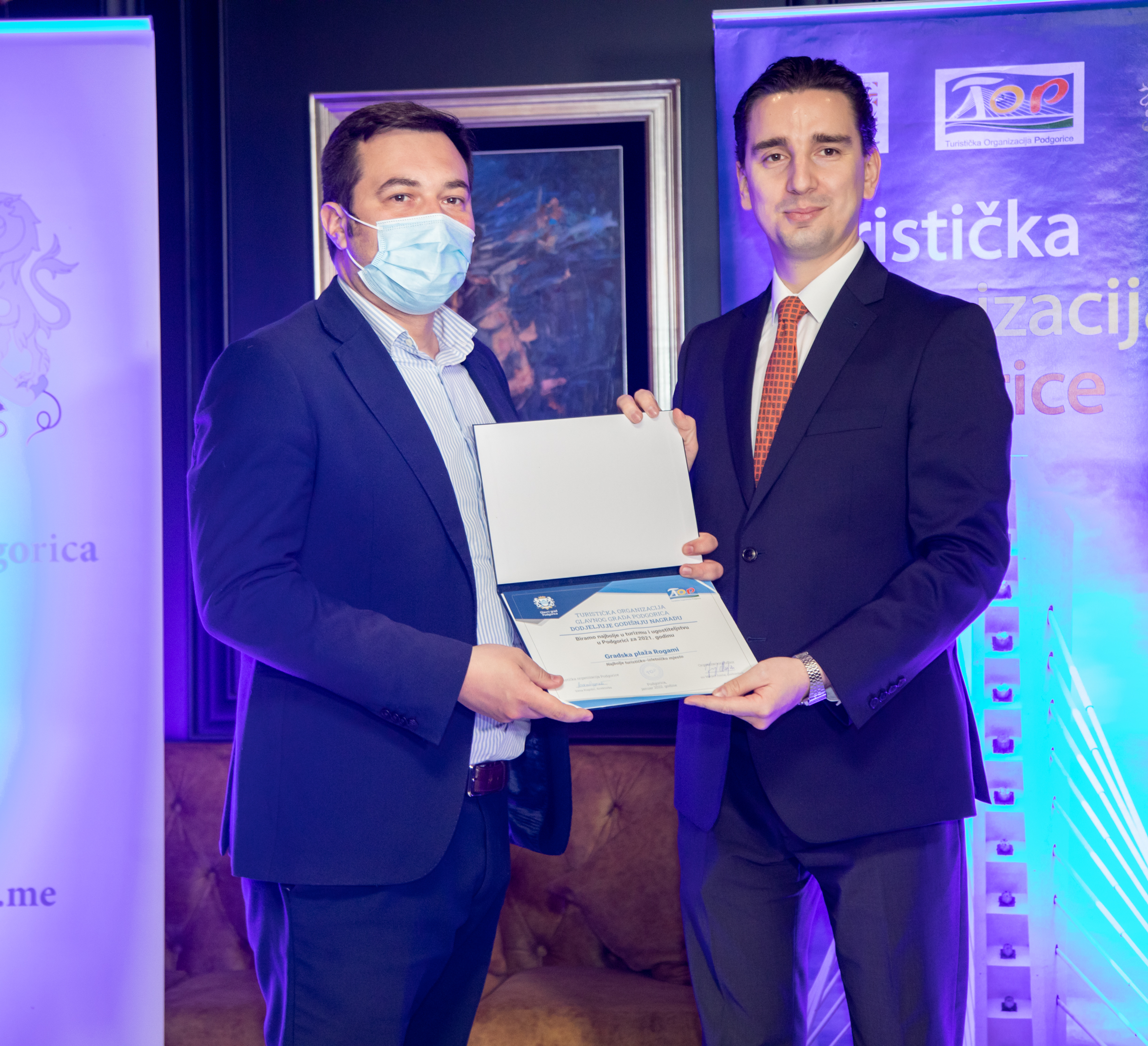 Uručena priznanja najboljim kolektivima i pojedincima u turizmu i ugostiteljstvu Podgorice za 2021. godinu