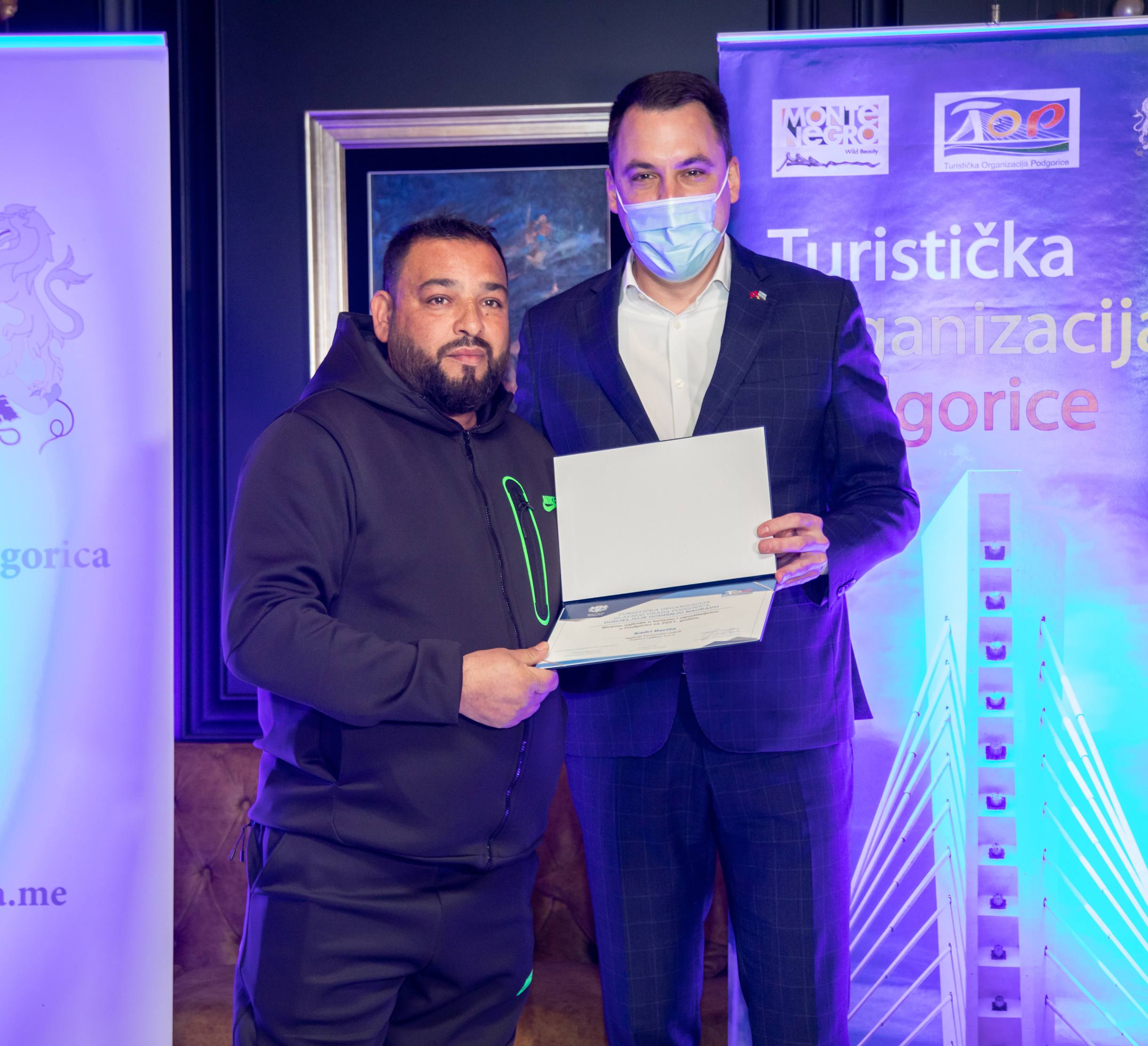Uručena priznanja najboljim kolektivima i pojedincima u turizmu i ugostiteljstvu Podgorice za 2021. godinu