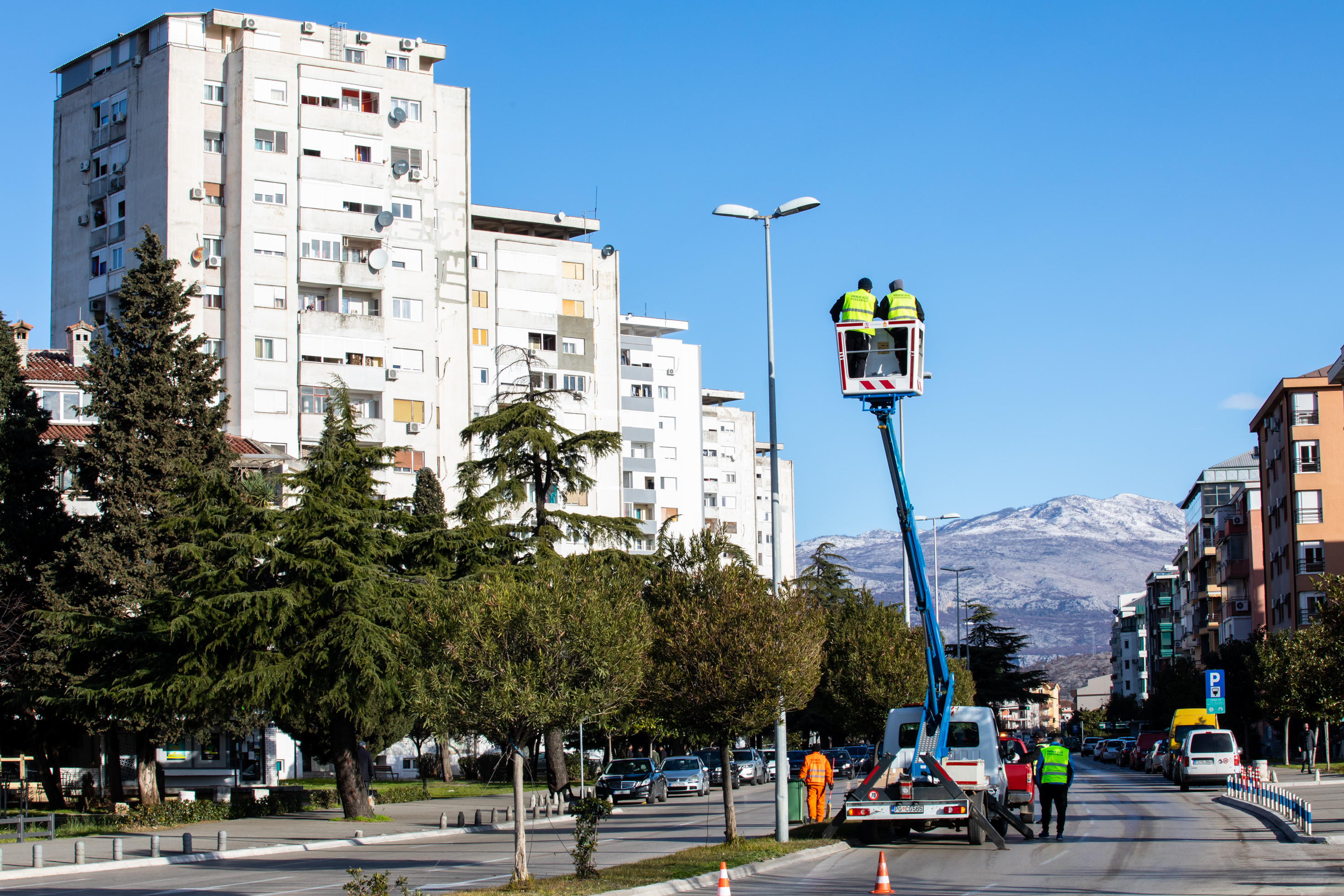 Modernizacija javne rasvjete u svim djelovima Podgorice; Led svjetijke i na Bulevaru Serdara Jola Piletića