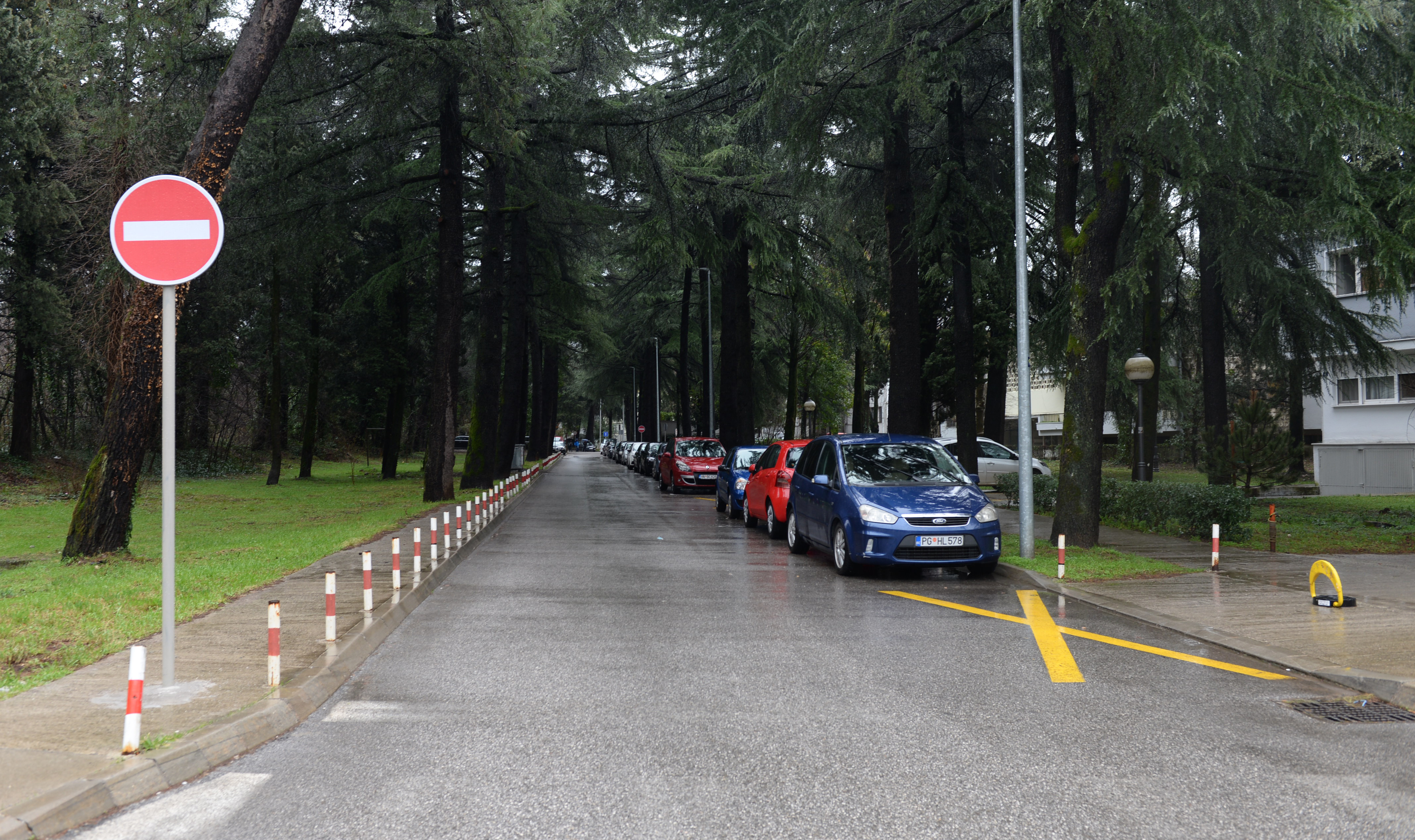 Izmjenom režima saobraćaja obezbijedili preko 200 novih besplatnih parking mjesta