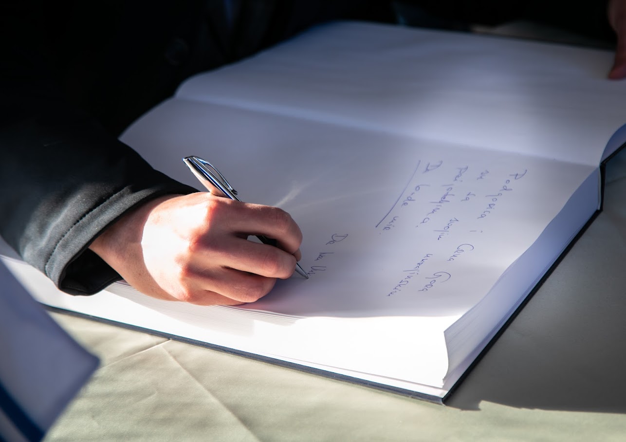 Na Trgu nezavisnosti počela akcija "Građani Podgorice za Ukrajinu"