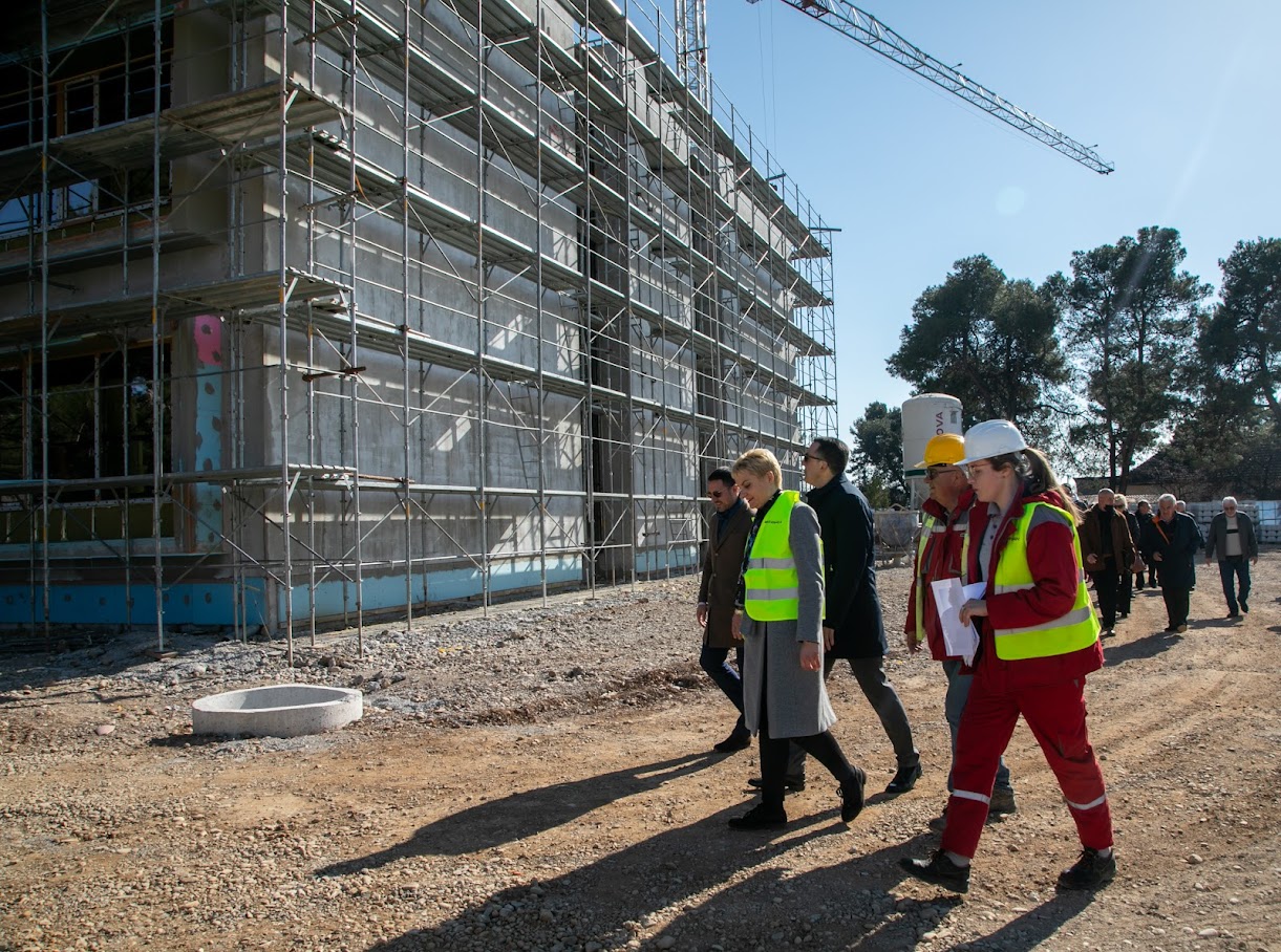 Osnovna škola u Tološima biće spremna da primi prve đake na jesen
