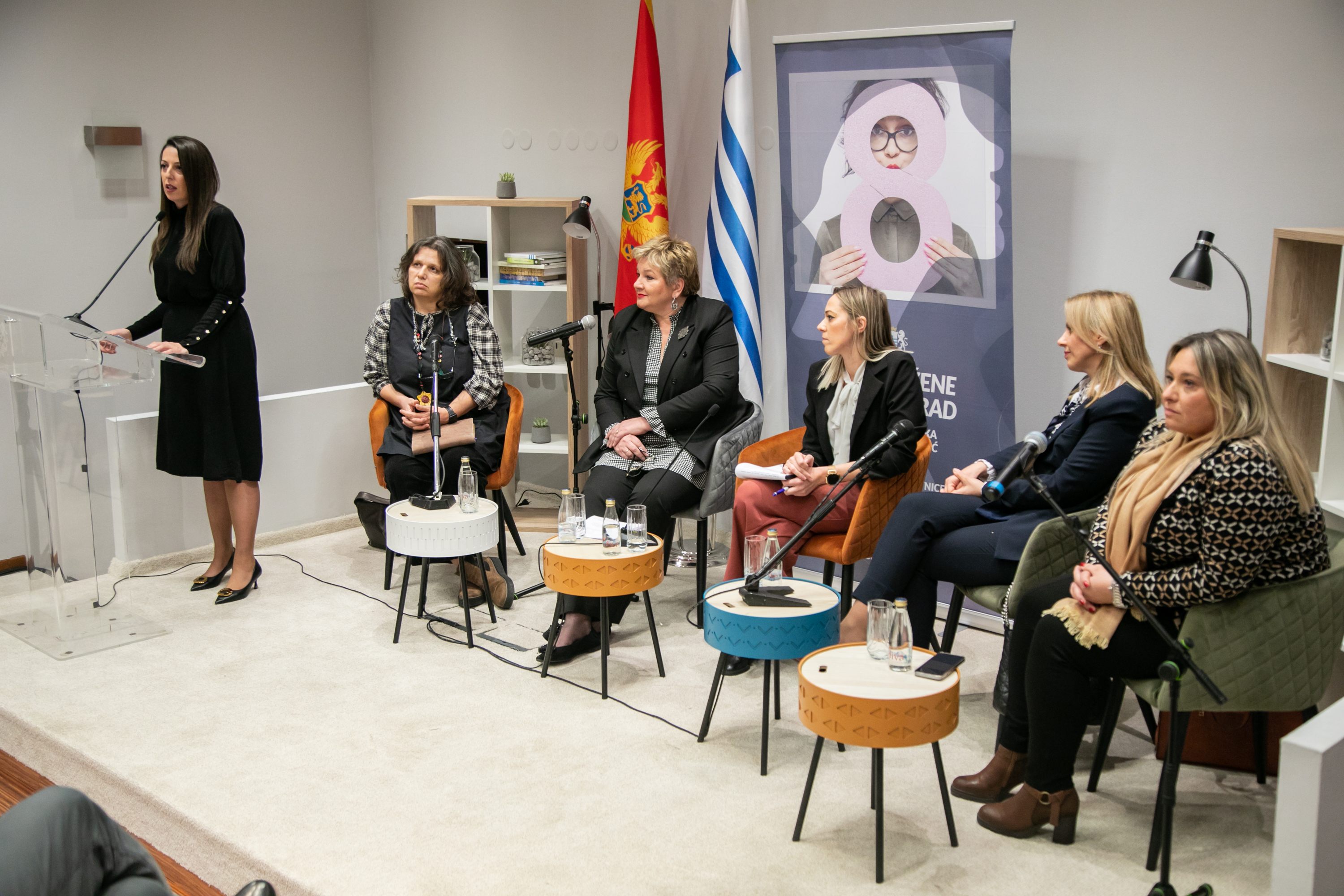 "Grad za žene, žene za grad"- snažne poruke poslate sa panela posvećenih značaju uloge žene u društvu