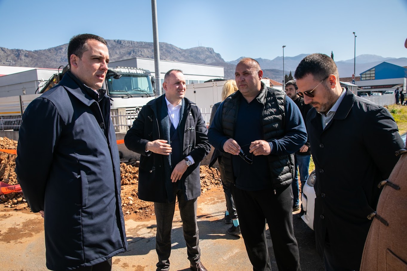 U toku realizacija važnih projekata koji će unaprijediti kvalitet života stanovnika Zlatice