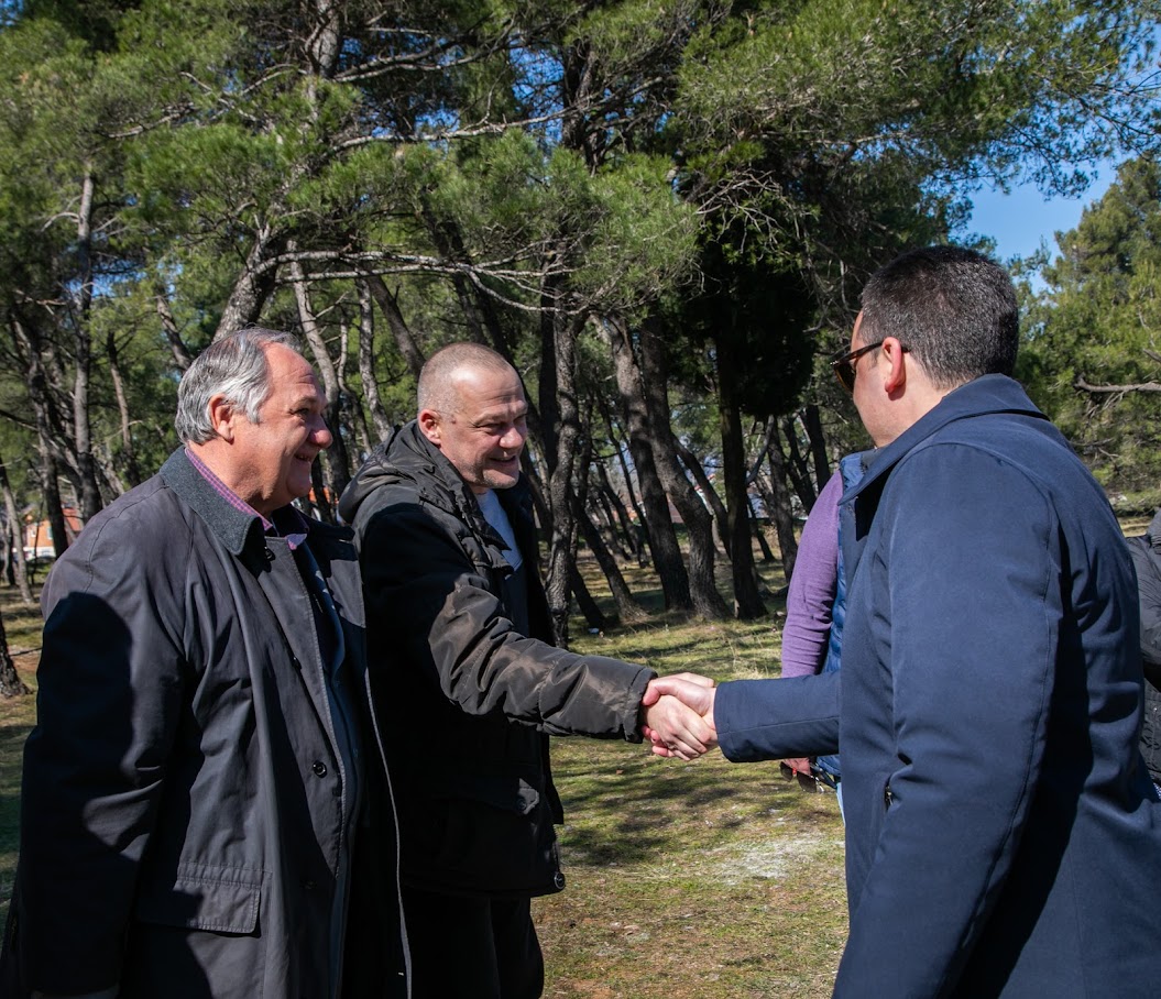 U toku realizacija važnih projekata koji će unaprijediti kvalitet života stanovnika Zlatice
