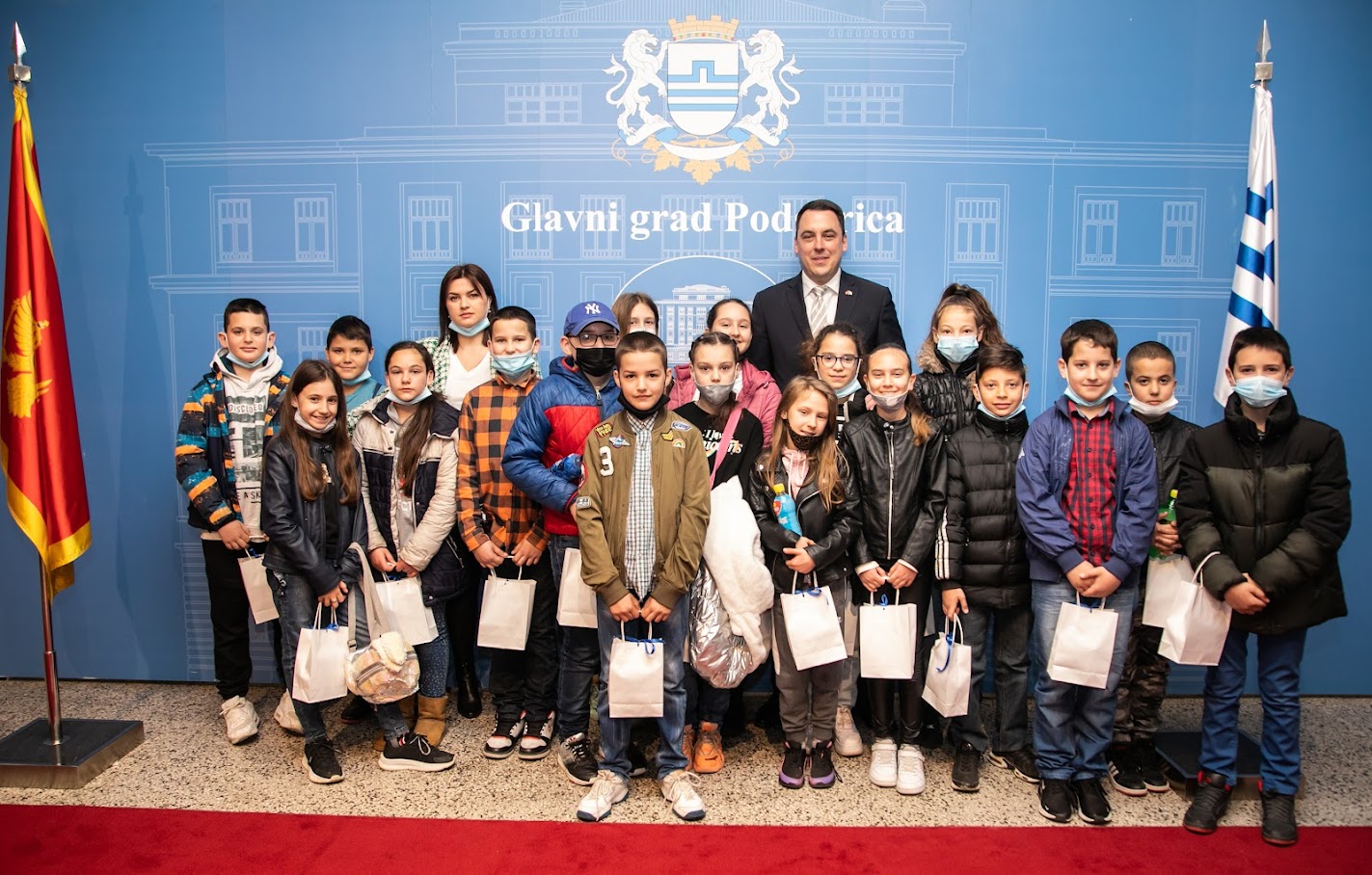 Gradonačelnik Podgorice ugostio učenike OŠ “Dr Dragiša Ivanović”
