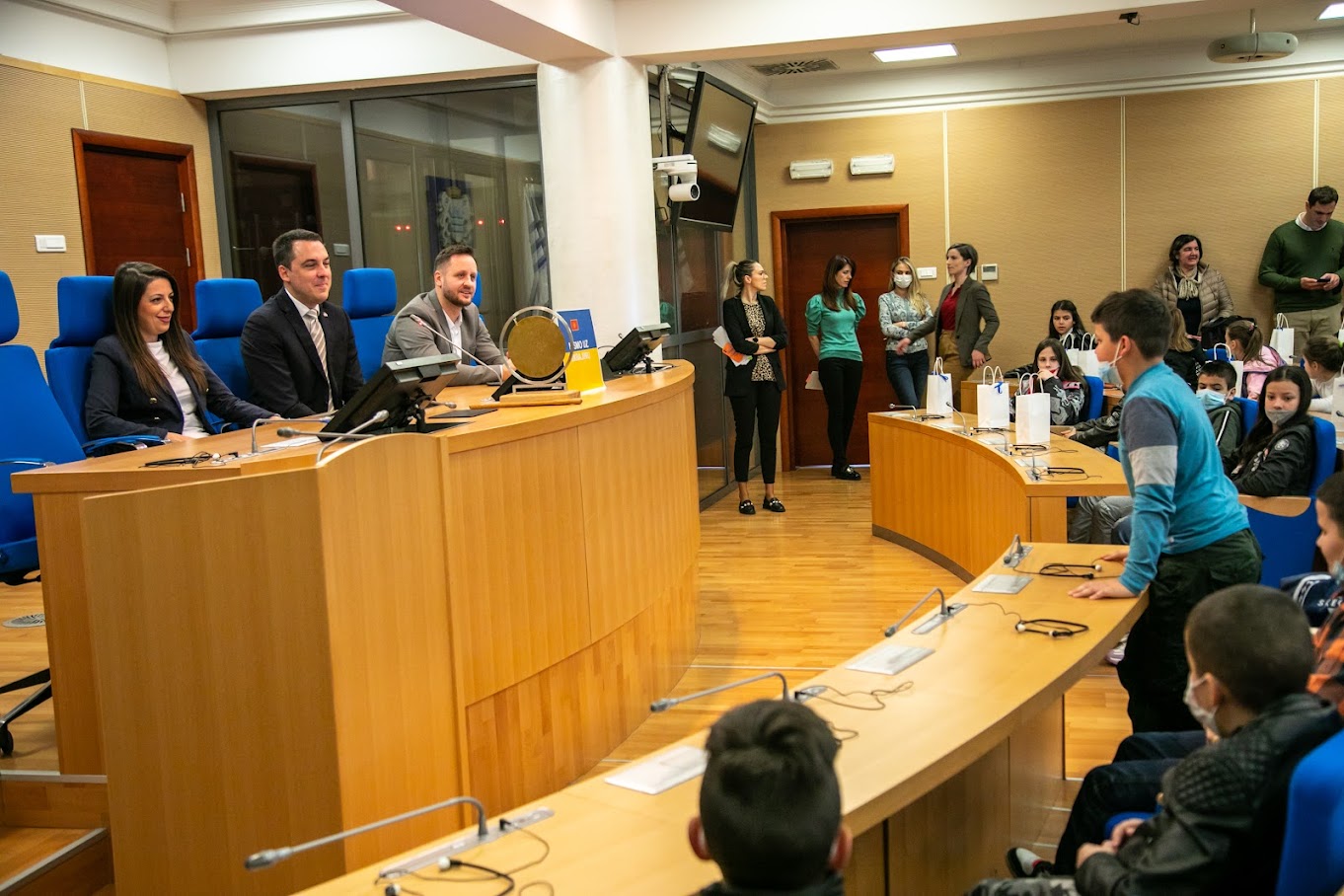 Gradonačelnik Podgorice ugostio učenike OŠ “Dr Dragiša Ivanović”