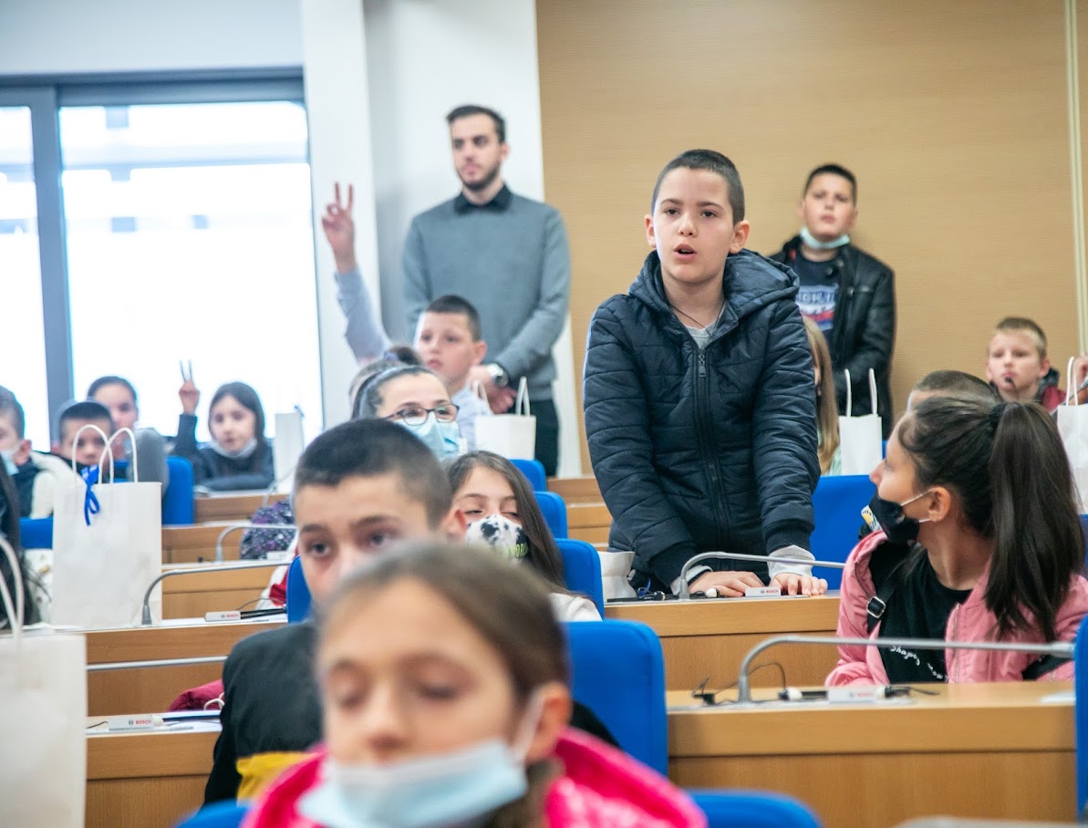 Gradonačelnik Podgorice ugostio učenike OŠ “Dr Dragiša Ivanović”