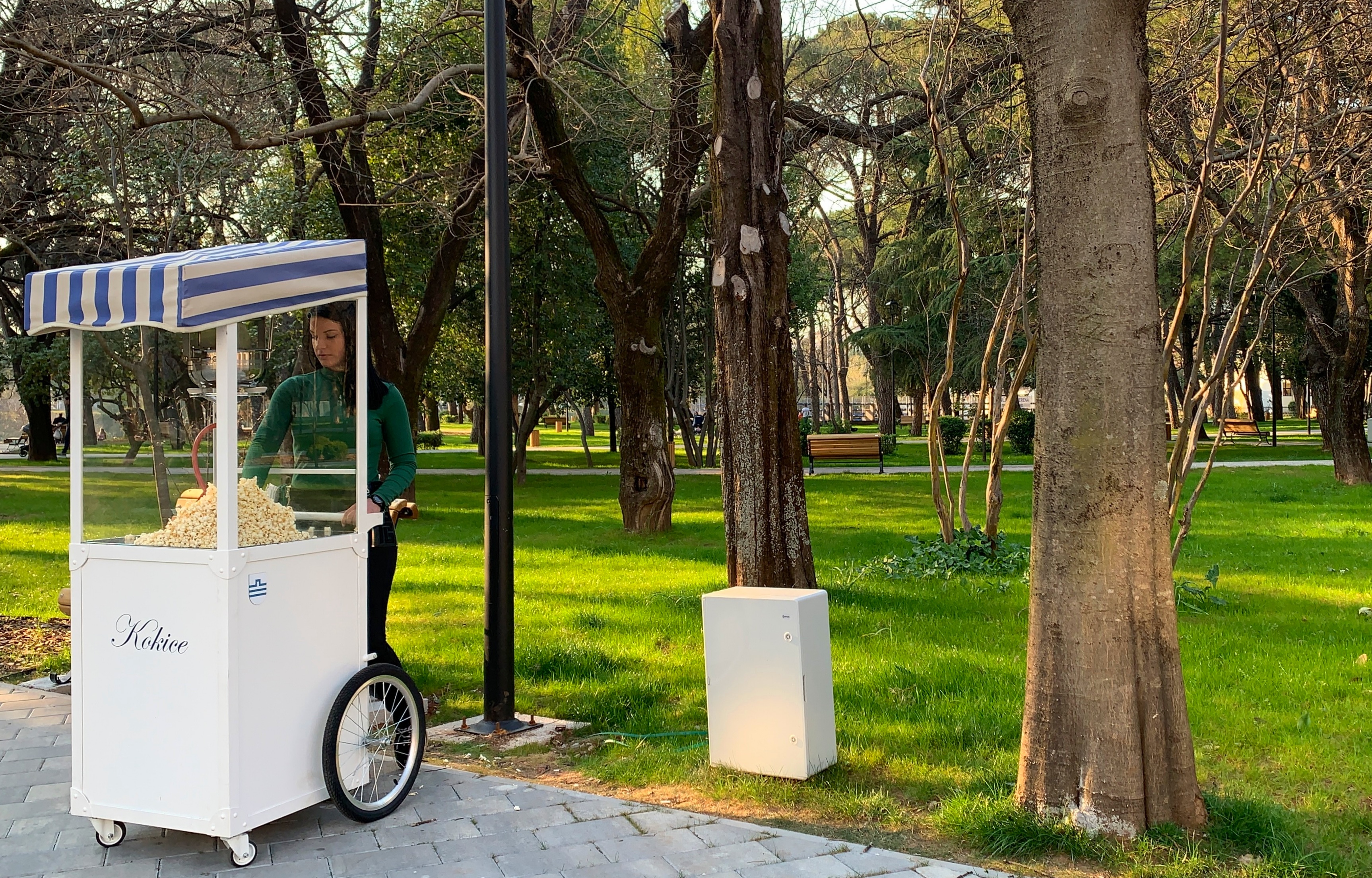 Podrška uličnim prodavcima i novi detalj na podgoričkim ulicama