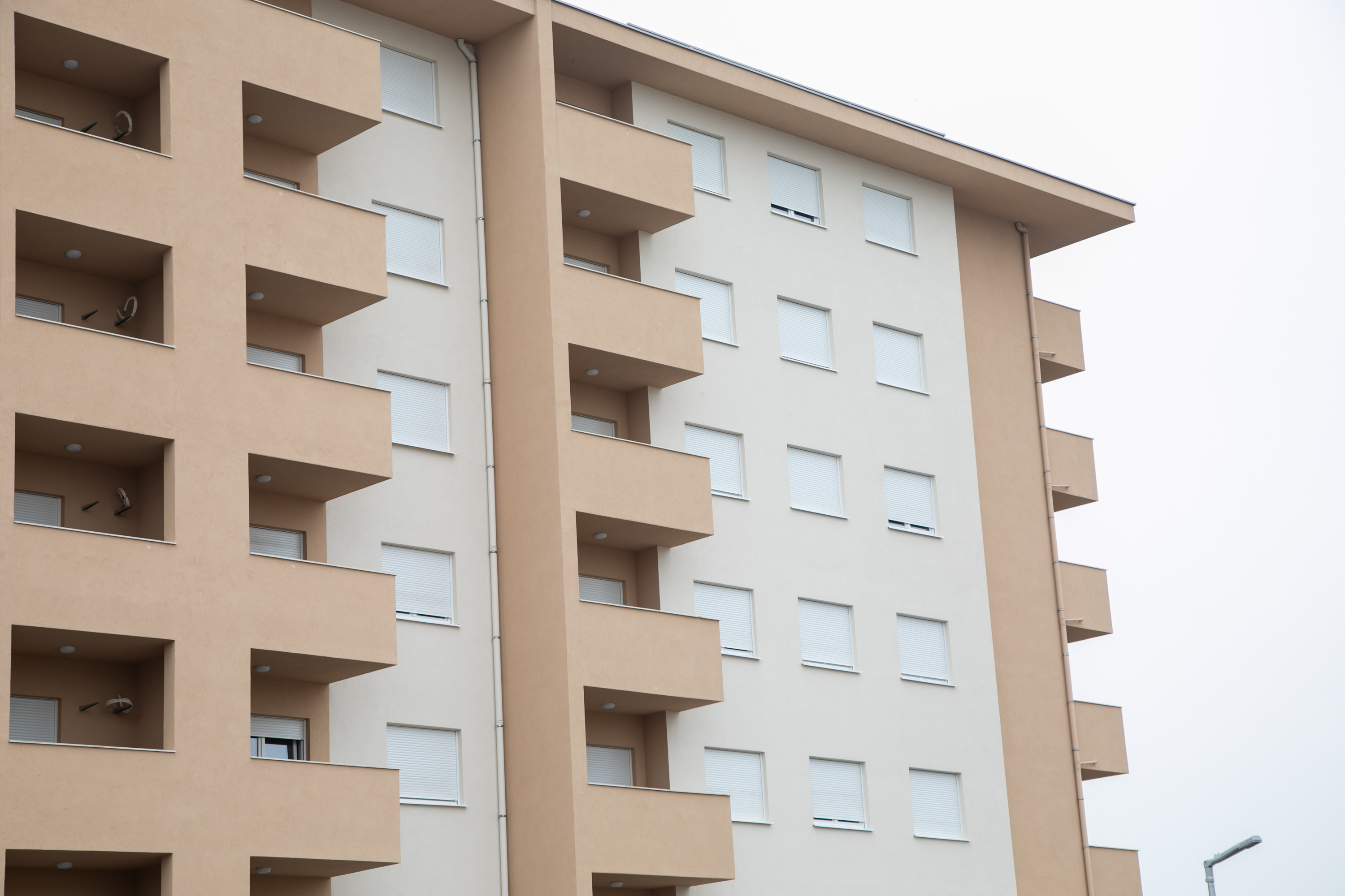 Vuković uručio ključeve: Stambeno pitanje riješio još 91 radnik naših preduzeća