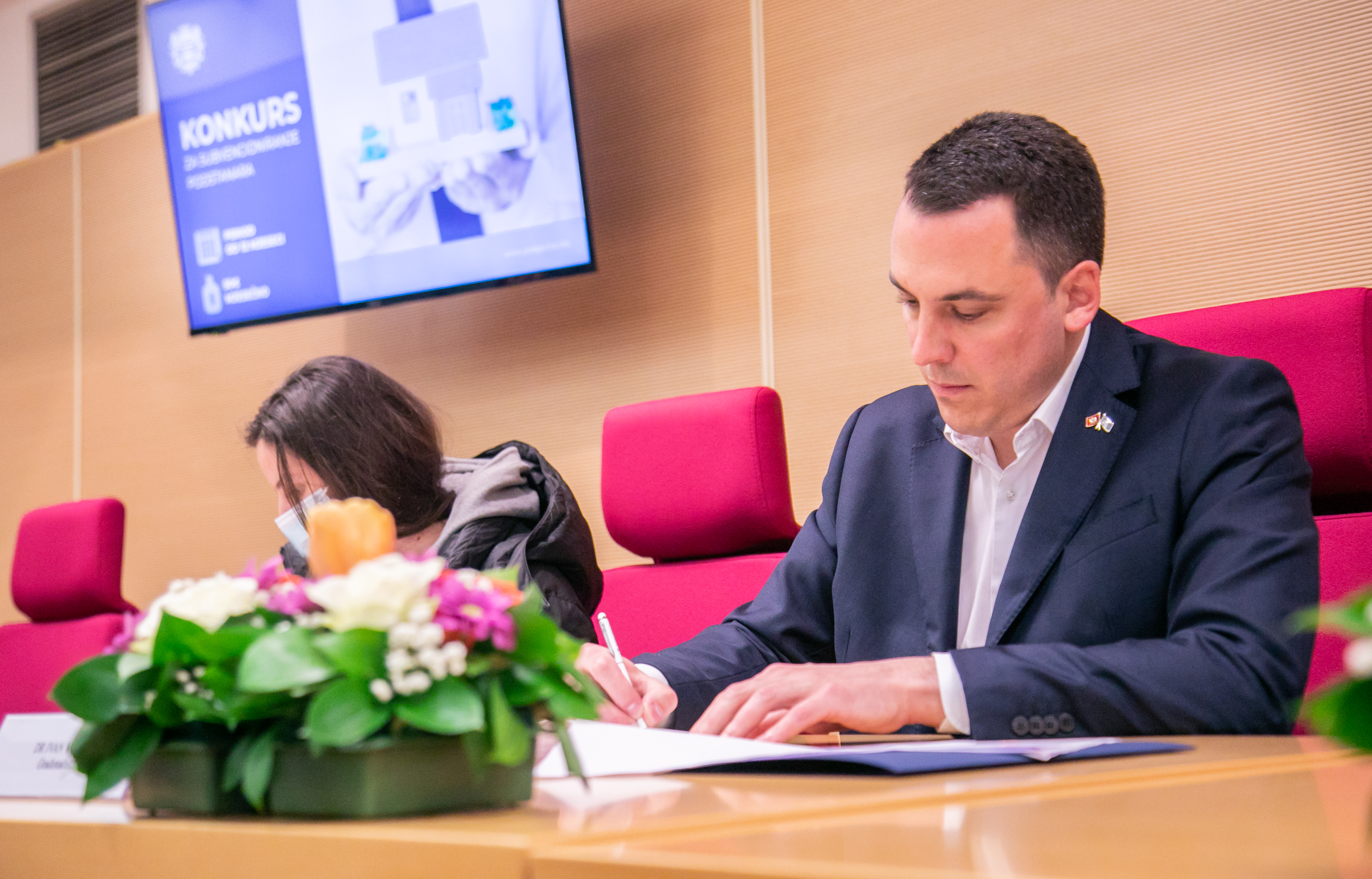 Potpisani ugovori; Podstanari izuzetno zadovoljni podrškom Glavnog grada