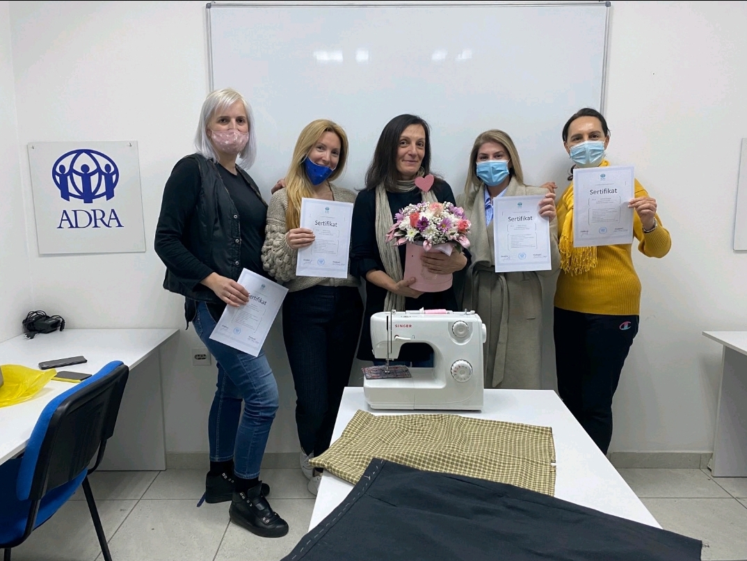 Završen treći ciklus obuke za rad na šivaćim mašinama za pripadnice socijalno ranjivih kategorija društva