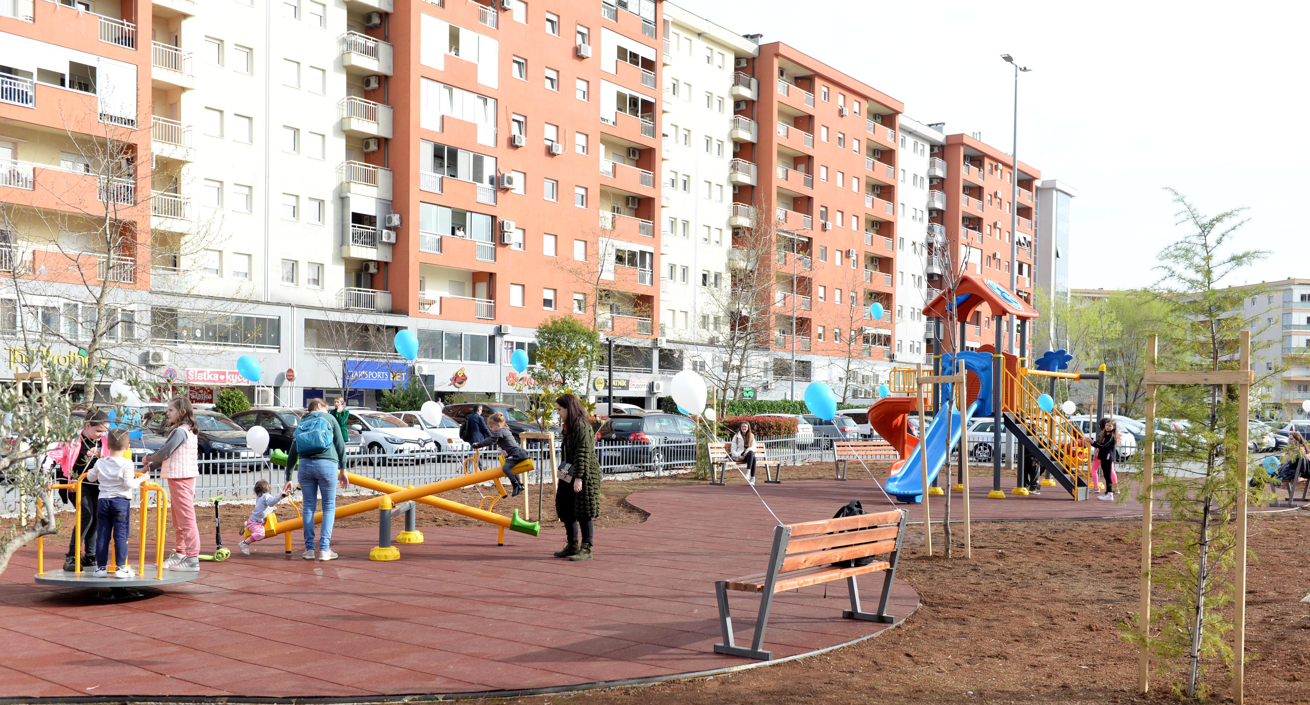 Uređena zelena površina i dječje igralište i u City kvartu