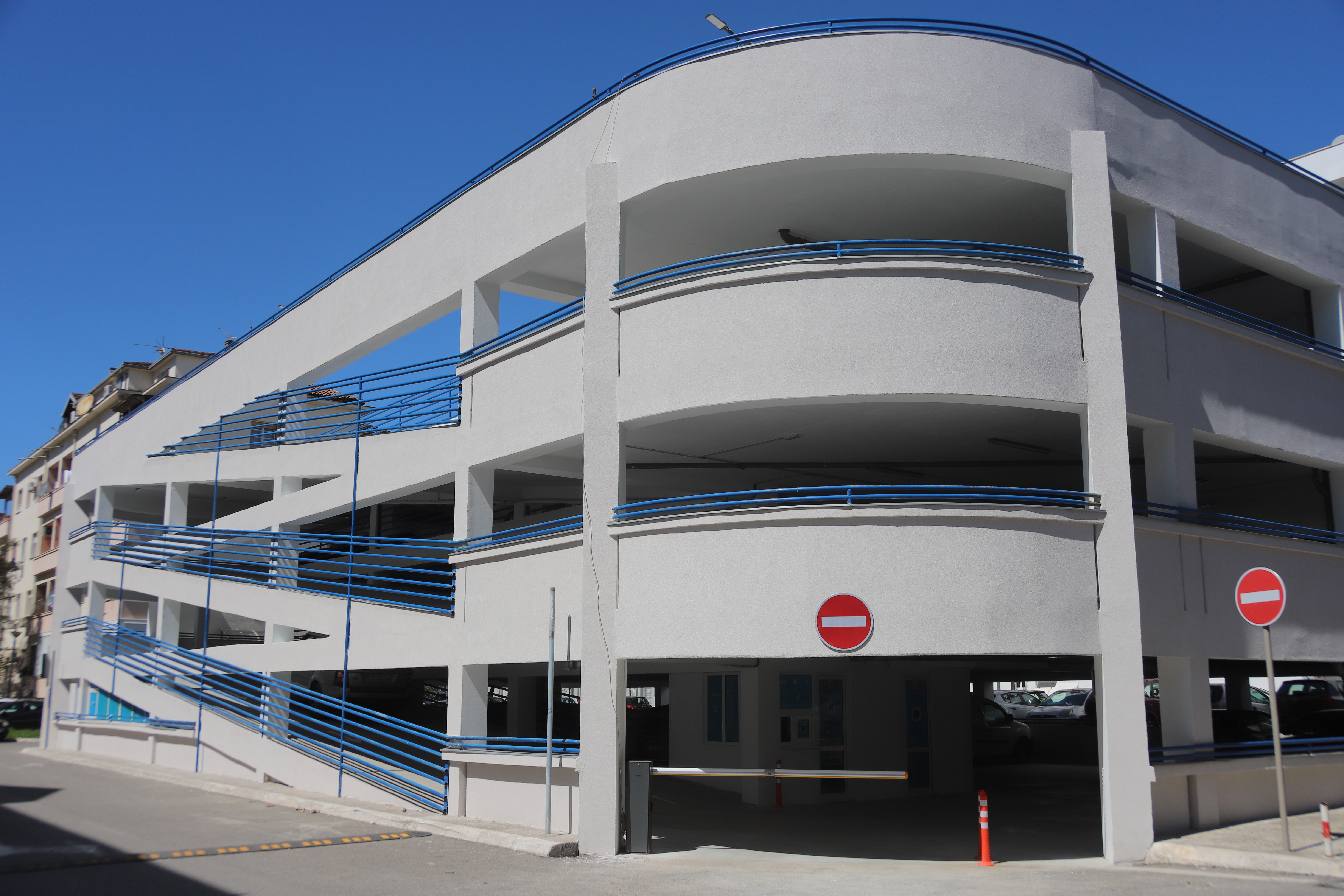 Završena adaptacija garaže u Ulici Novaka Miloševa i raspisan tender za nabavku sistema “Oko sokolovo”