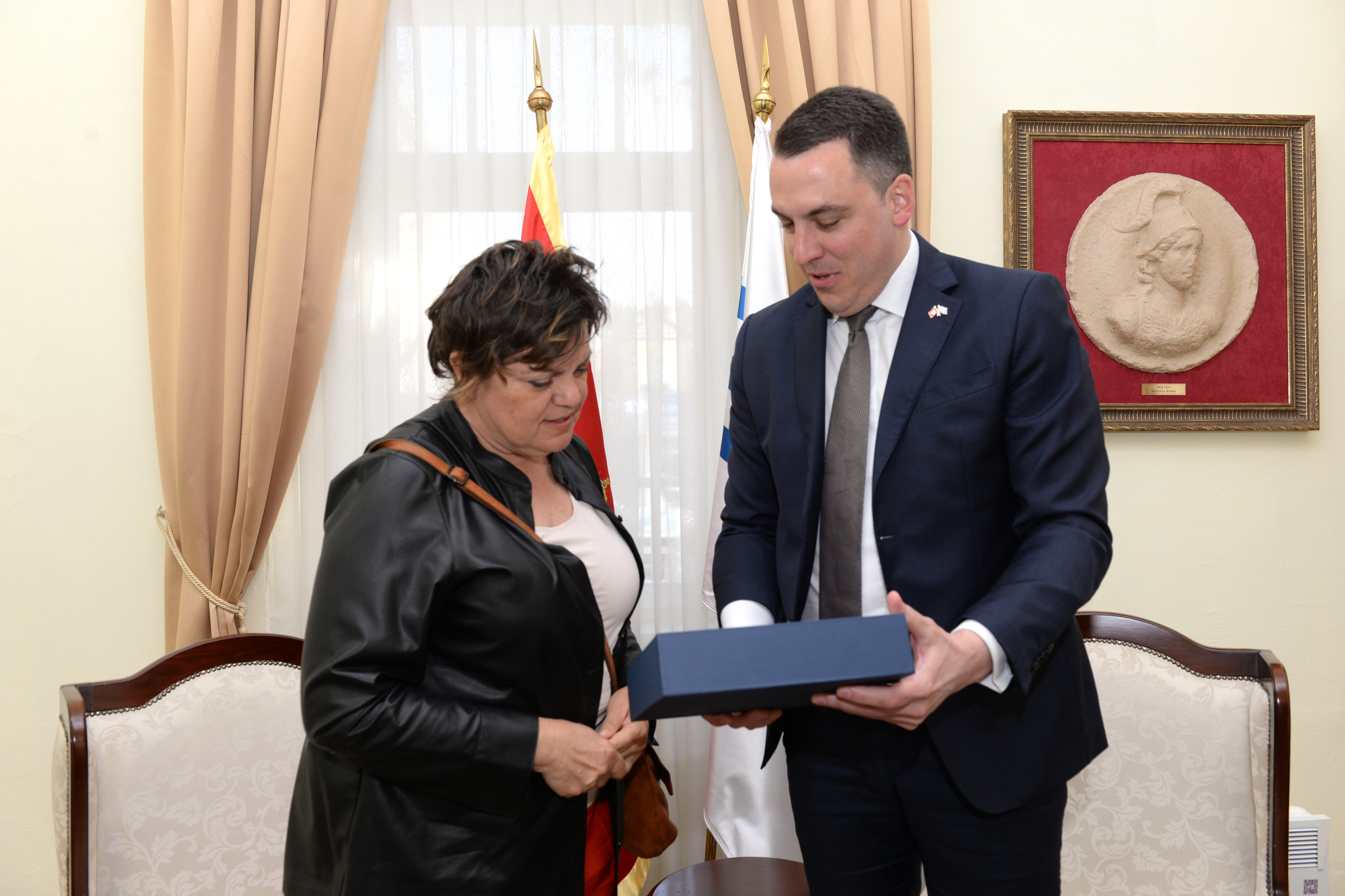 Vuković sa Hrebičkovom; Jačati veze Podgorice i Praga