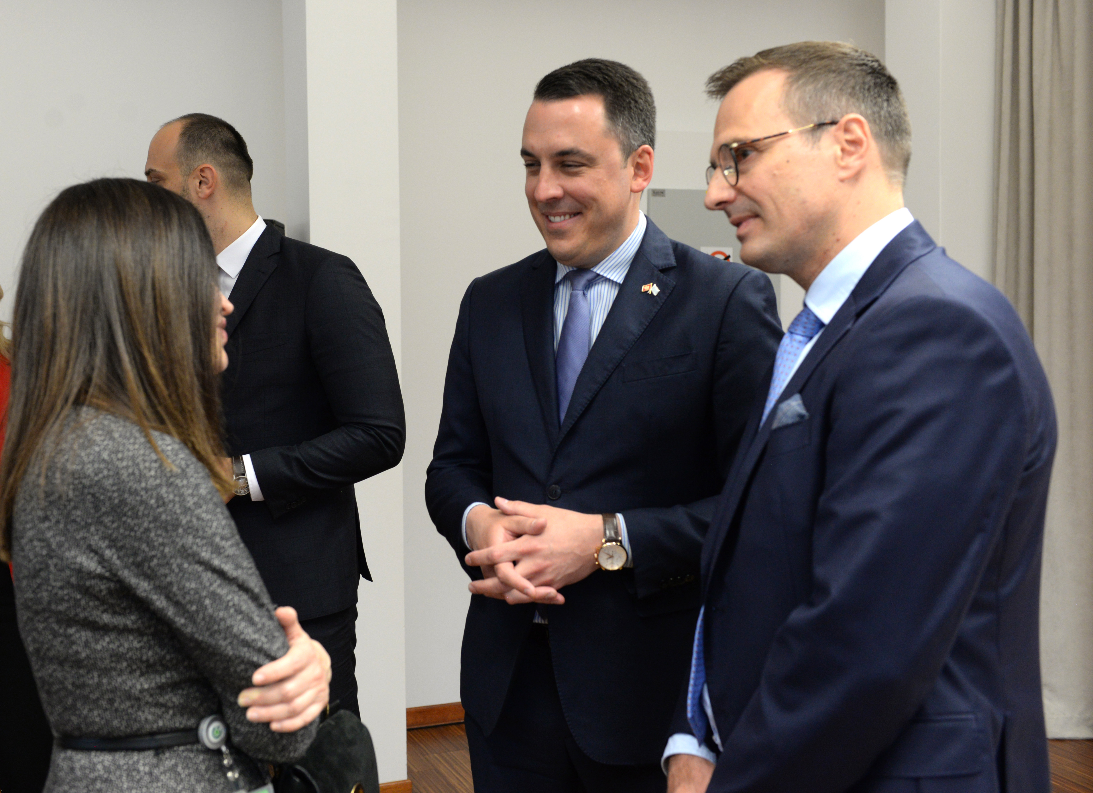 Glavni grad i CKB potpisali ugovor o donaciji; Podgorica dobija Dječju kuću - važan korak u borbi protiv nasilja nad djecom