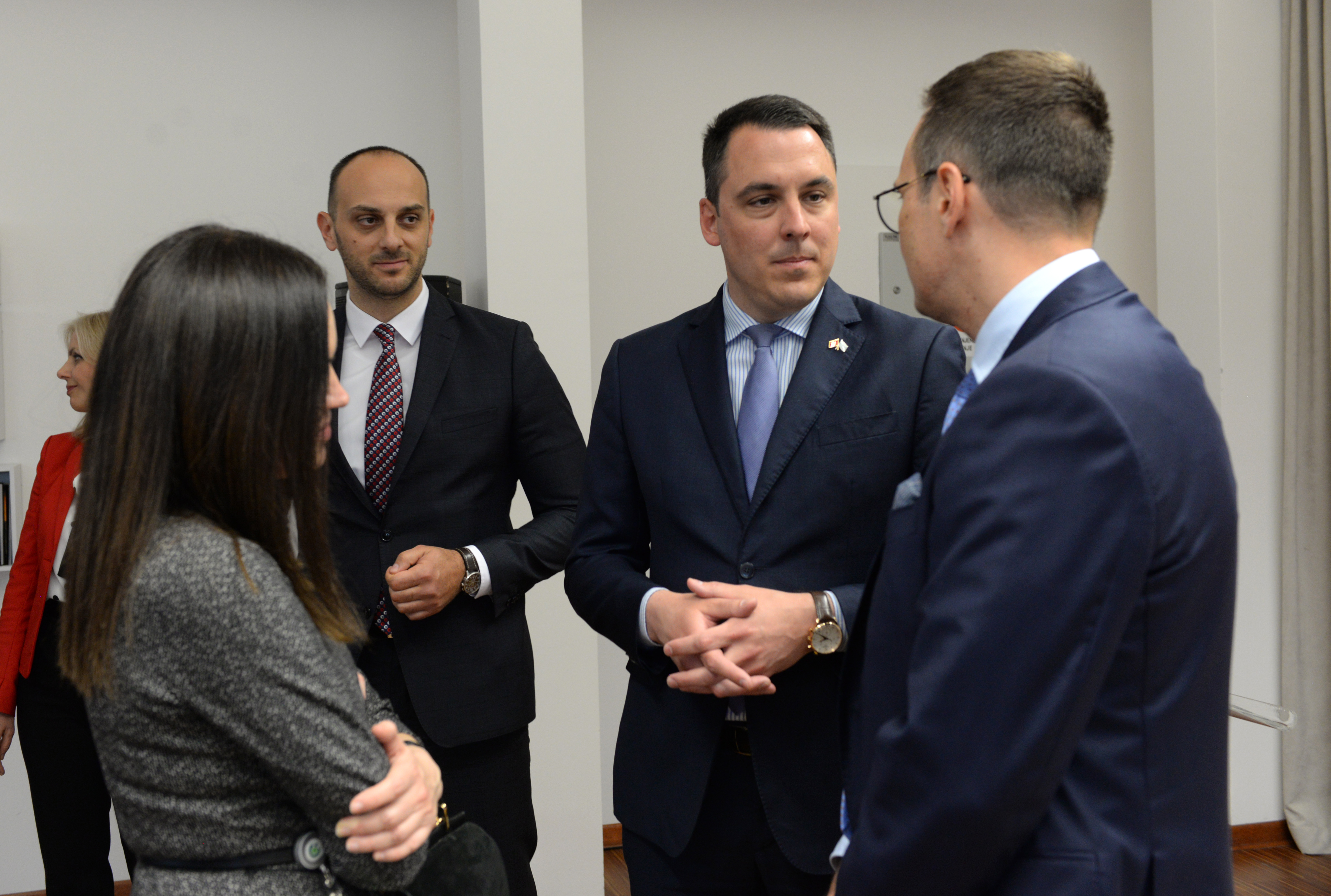 Glavni grad i CKB potpisali ugovor o donaciji; Podgorica dobija Dječju kuću - važan korak u borbi protiv nasilja nad djecom