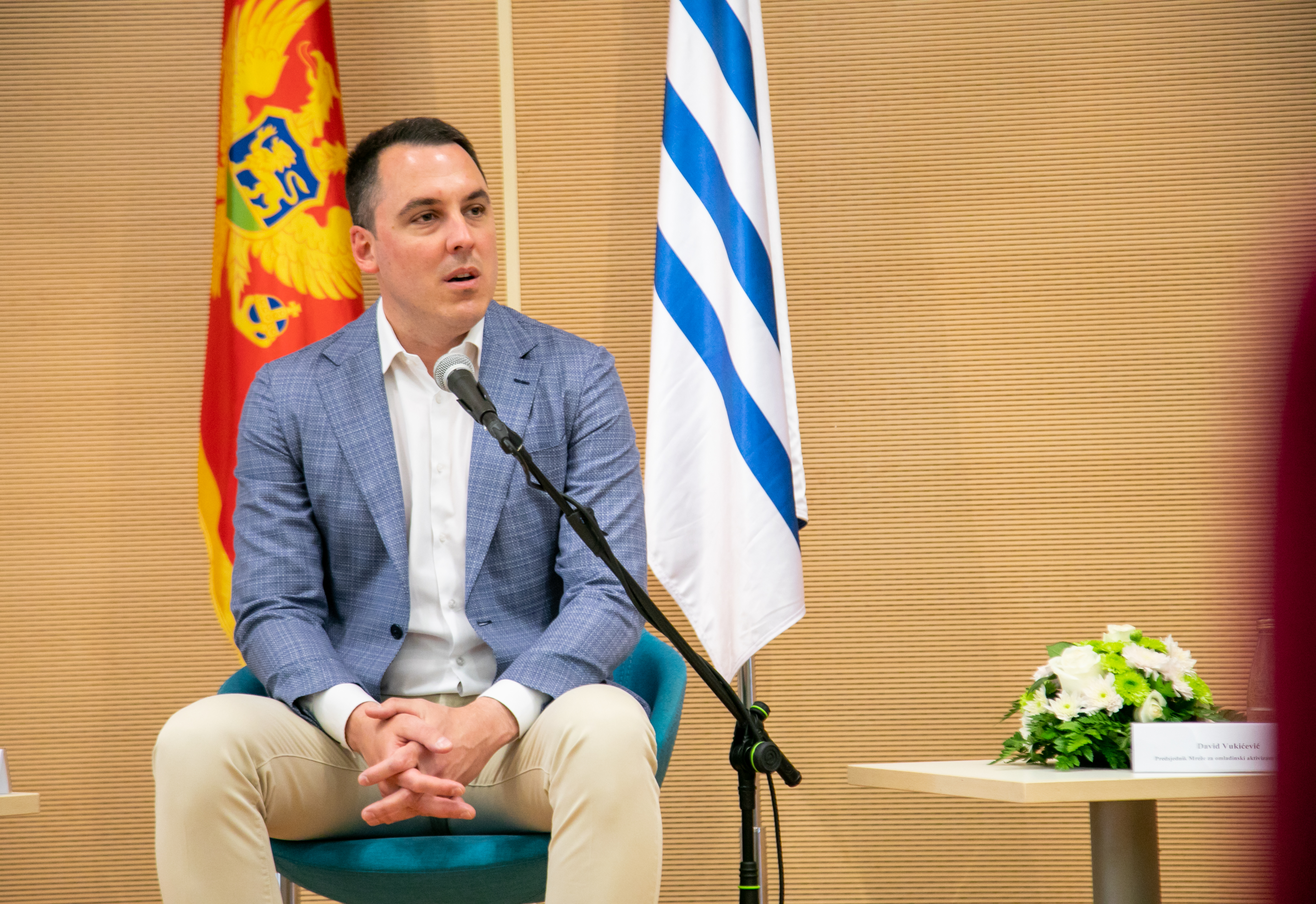 Održano Omladinsko veče; Vuković: Mladi dobijaju novo mjesto za okupljanje i druženje u centru grada