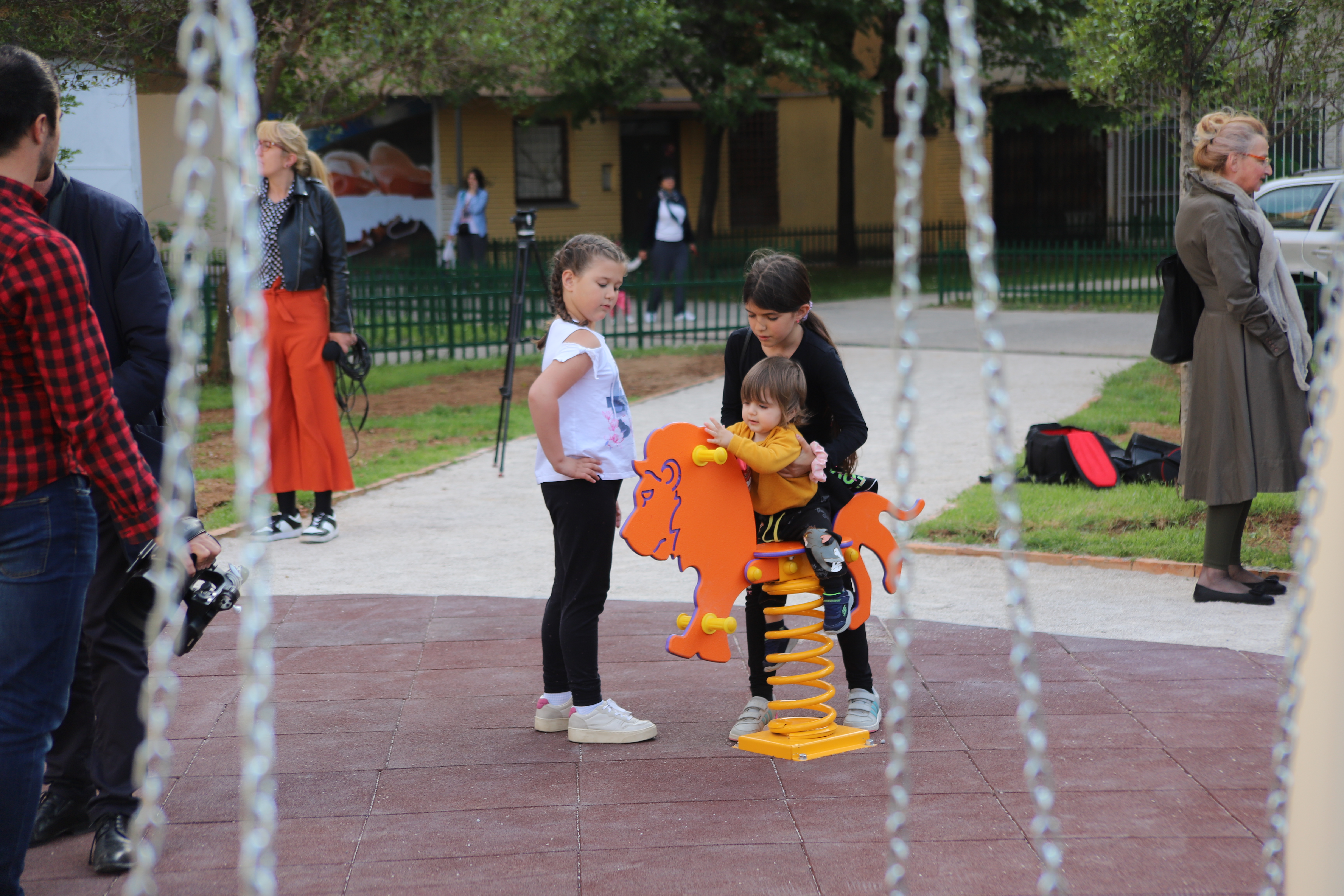 Stanovnici Lepe Kate dobili novo igralište i mjesto za odmor